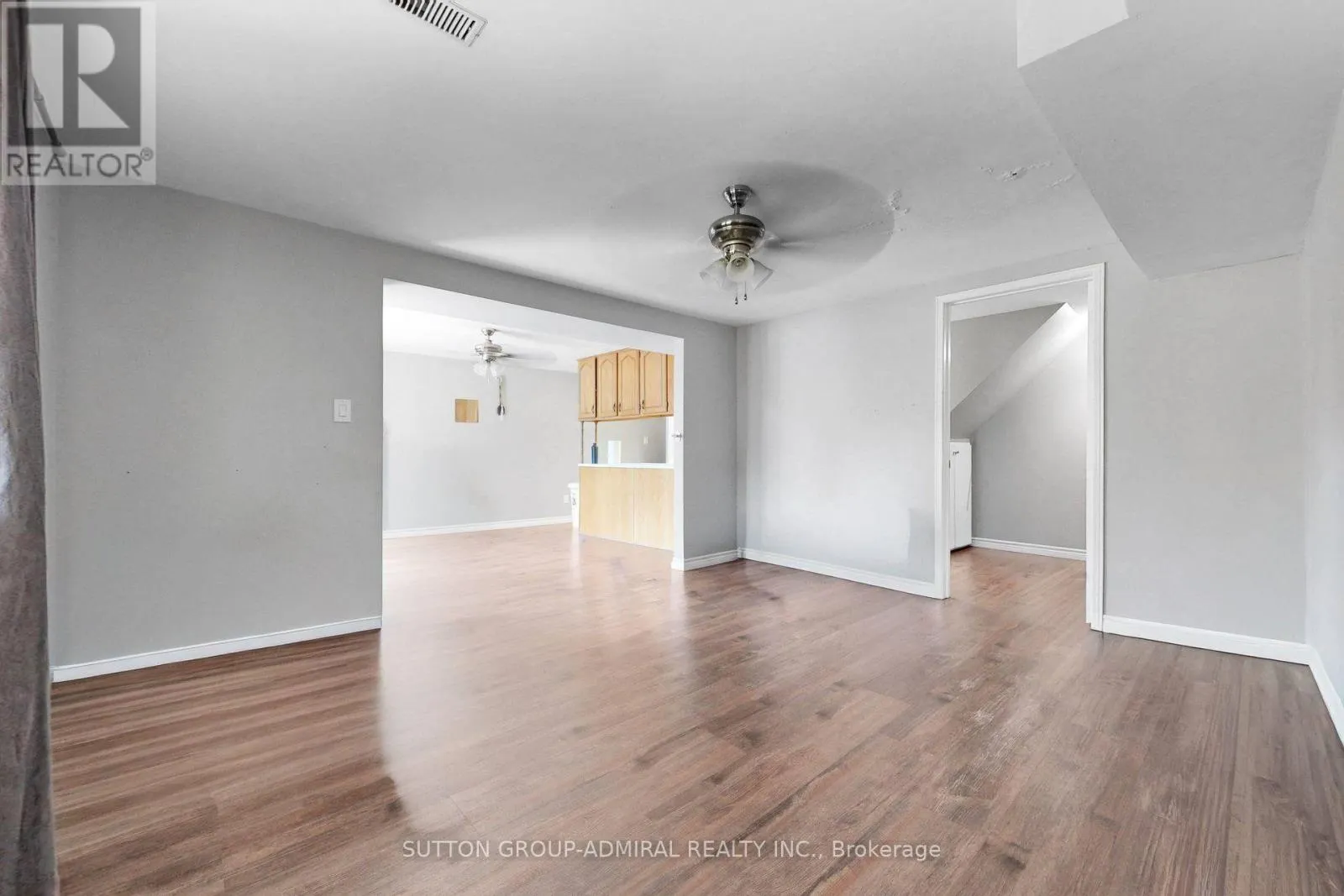879 PEGGOTY CIRCLE