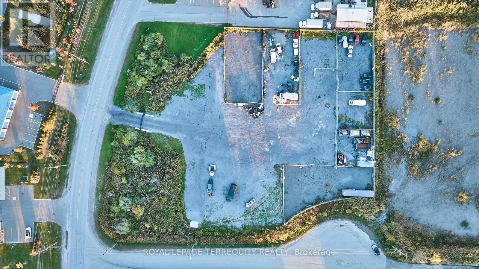 275 LAKE ROAD