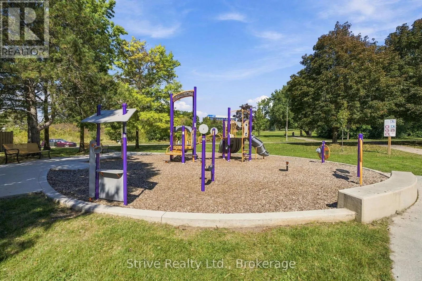 174 - 10 BASSETT BOULEVARD E #174