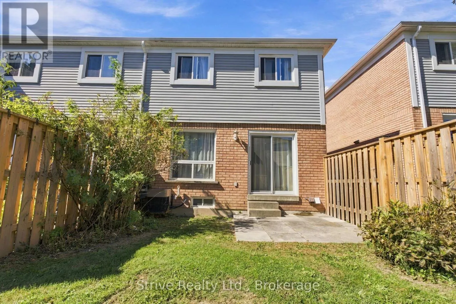 174 - 10 BASSETT BOULEVARD E #174