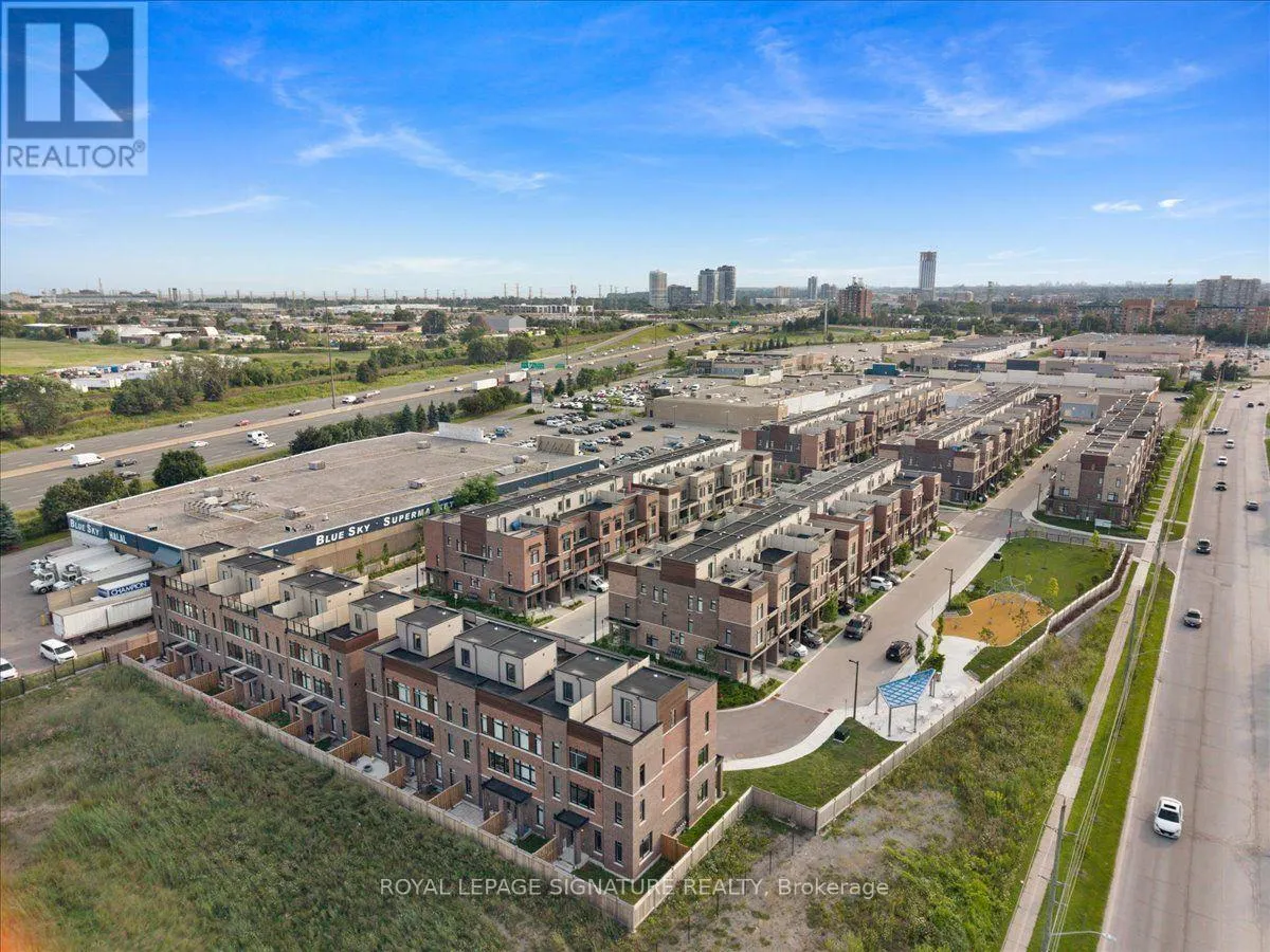 301 - 1865 PICKERING PARKWAY
