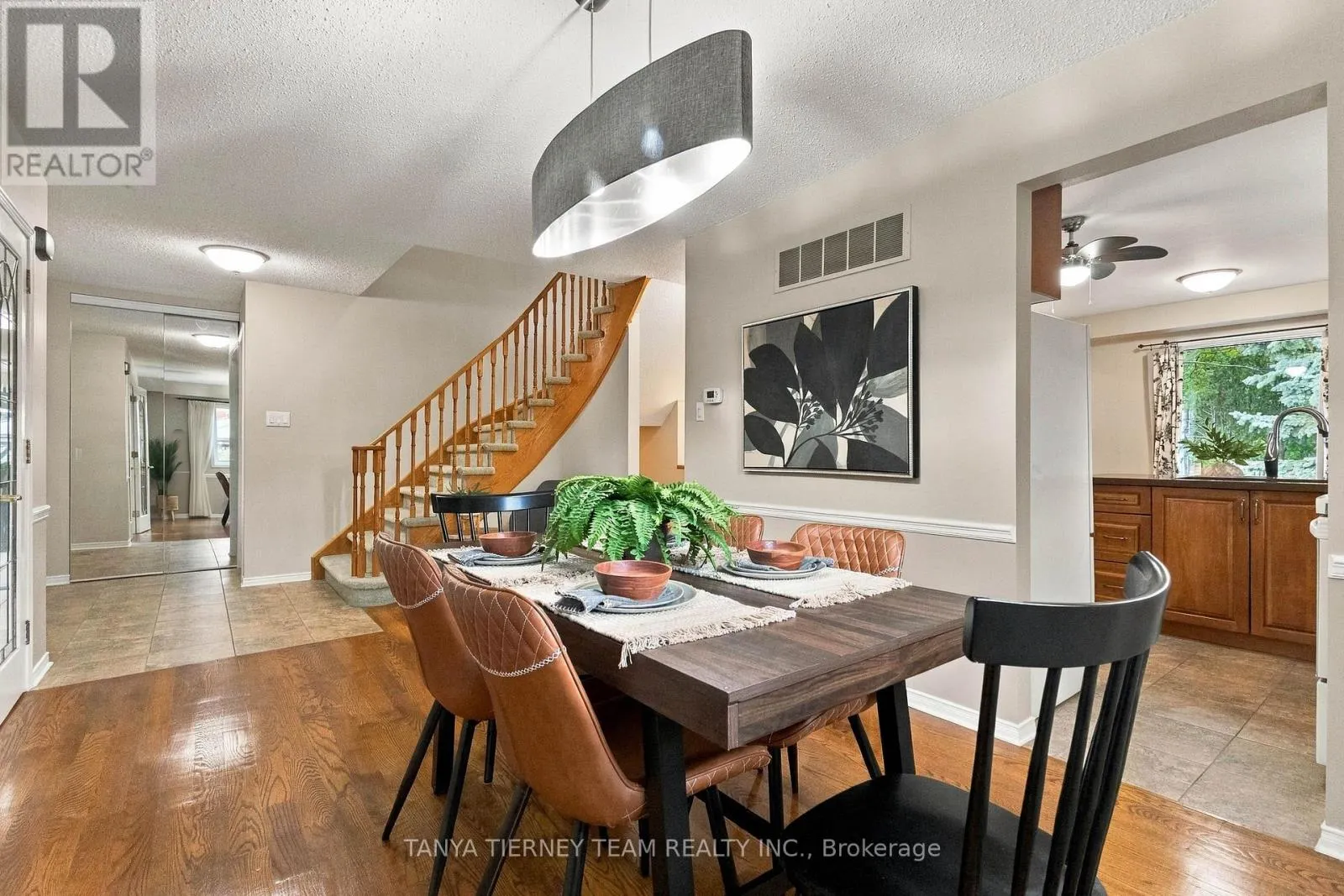 25 COULTON COURT