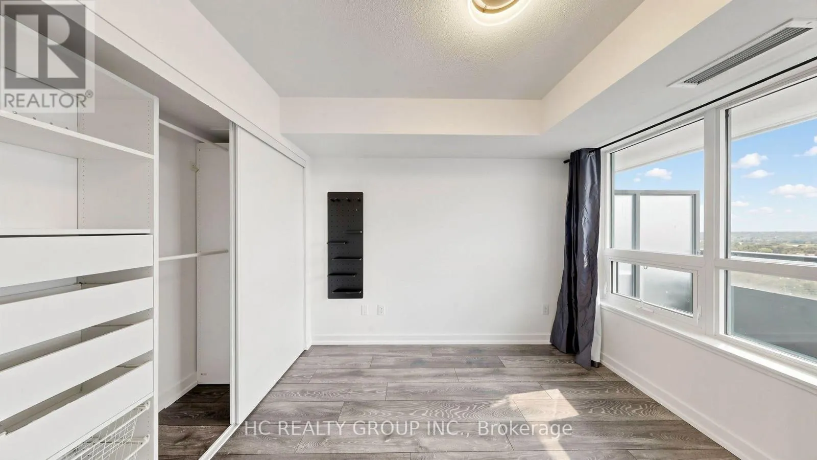 1806 - 1455 CELEBRATION DRIVE