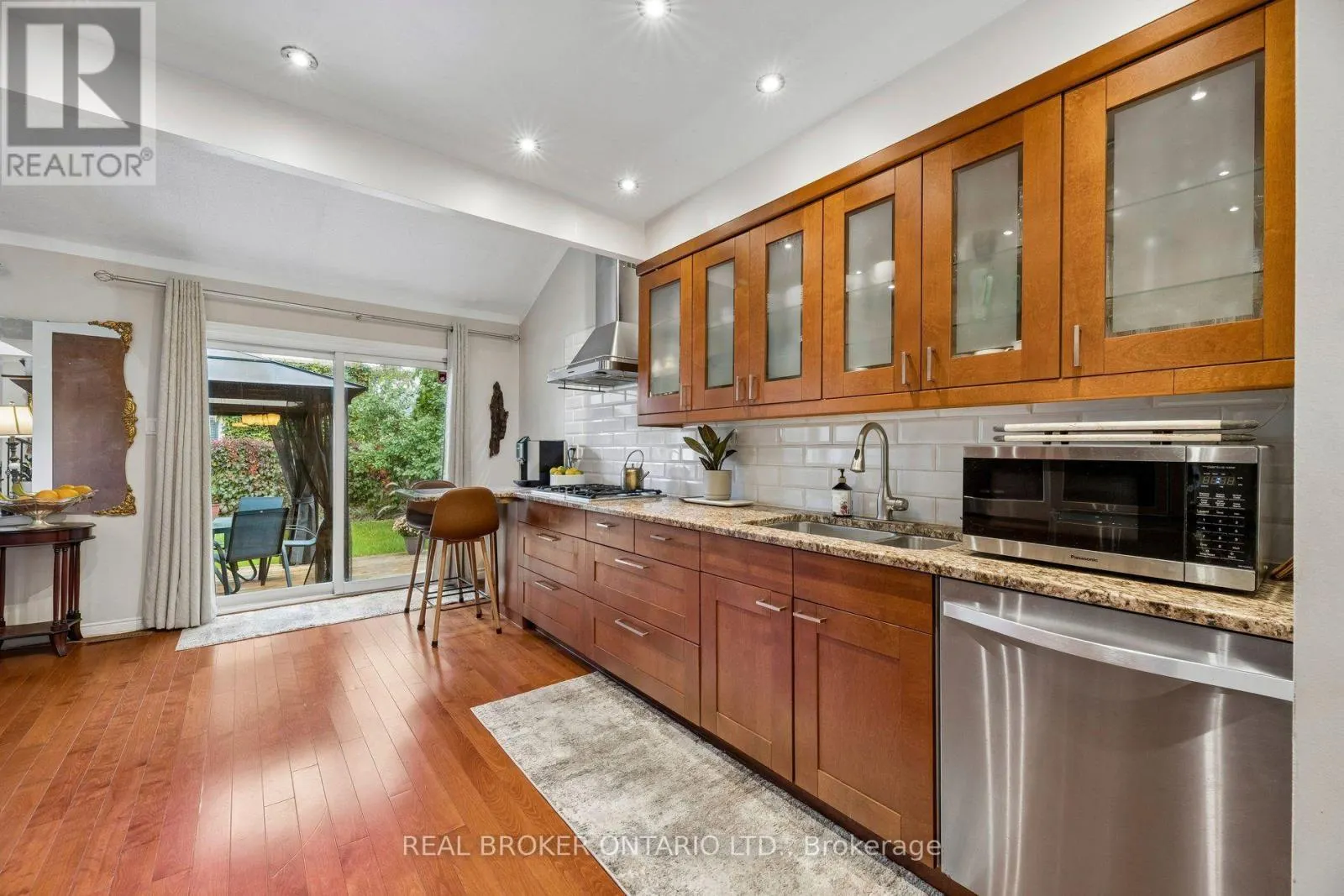 22 RAVENSCROFT ROAD