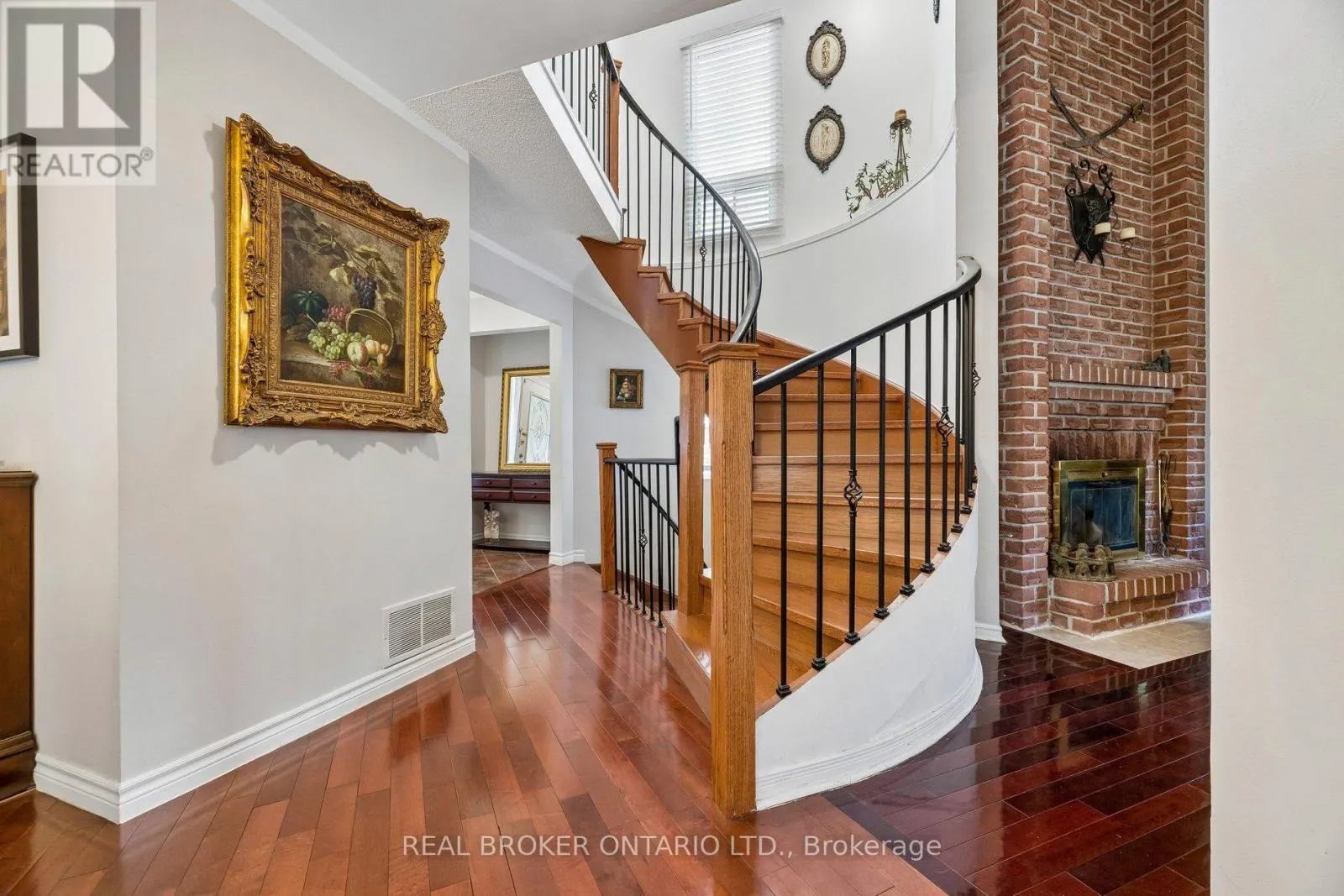 22 RAVENSCROFT ROAD