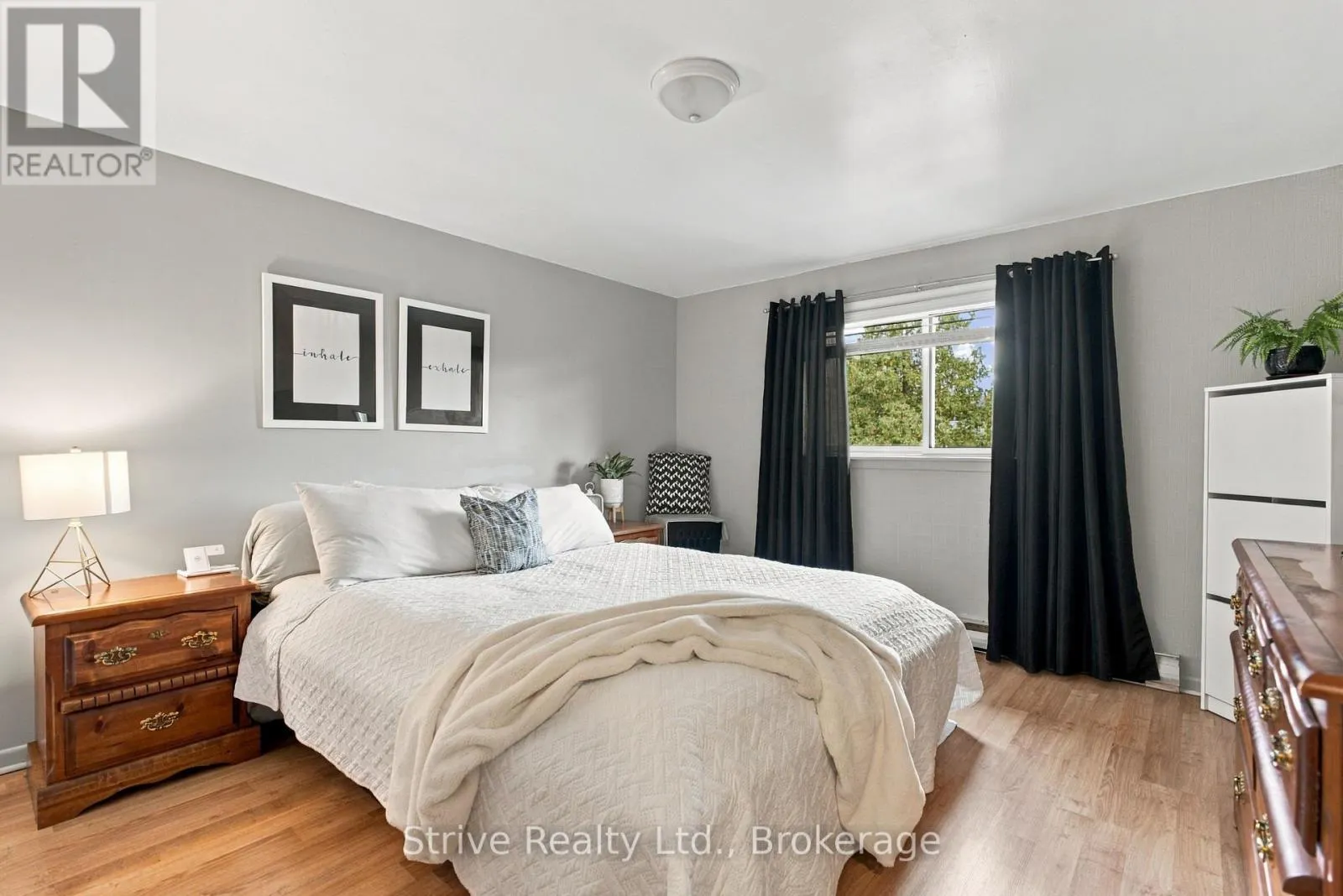 76 WAVERLEY ROAD