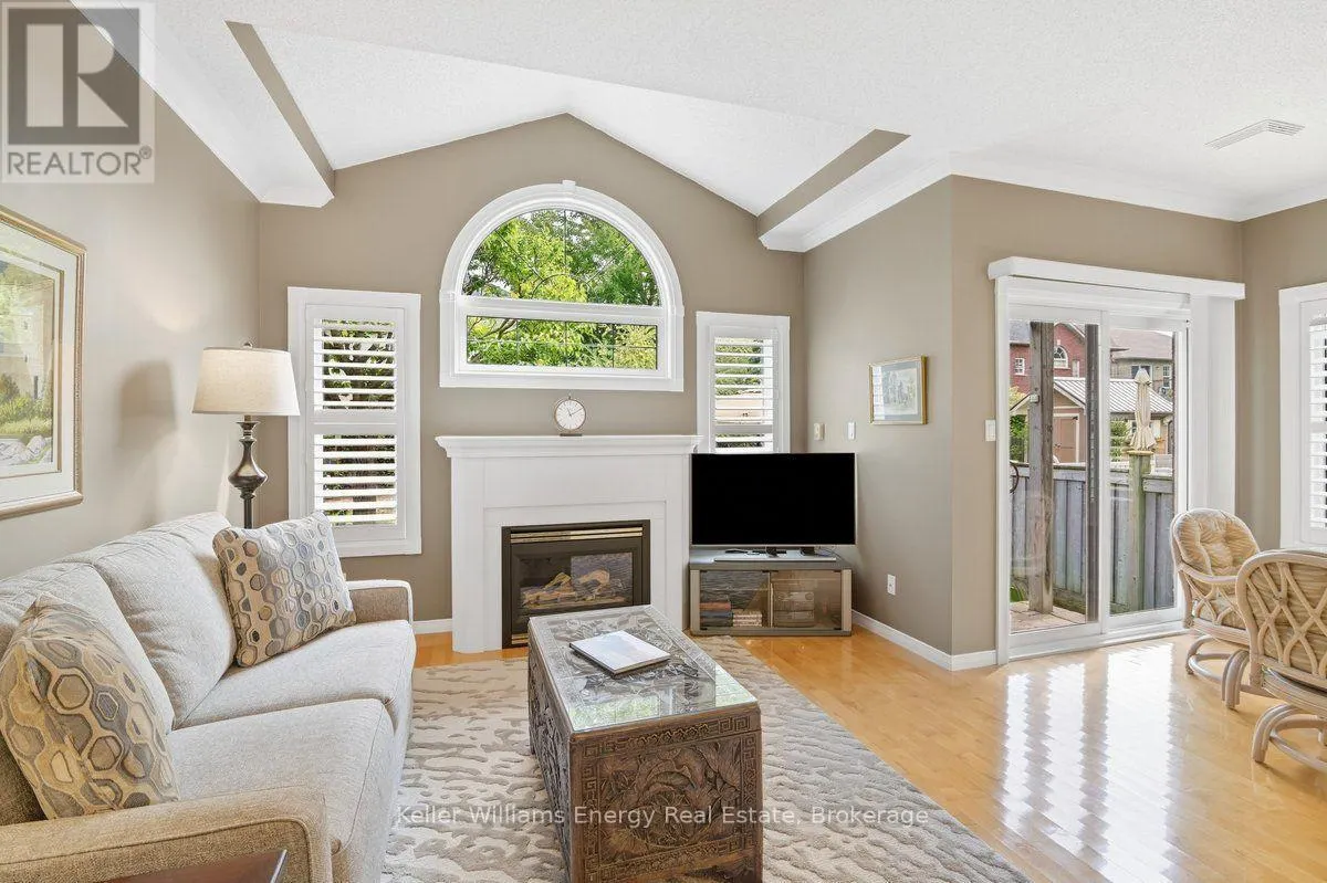 1515 GREENVALLEY TRAIL