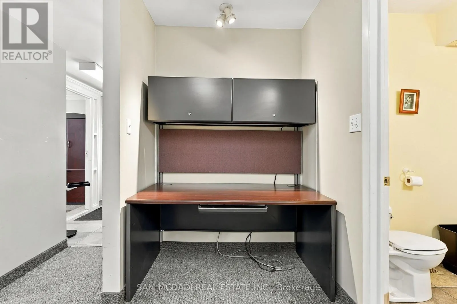 571 KINGSTON ROAD W