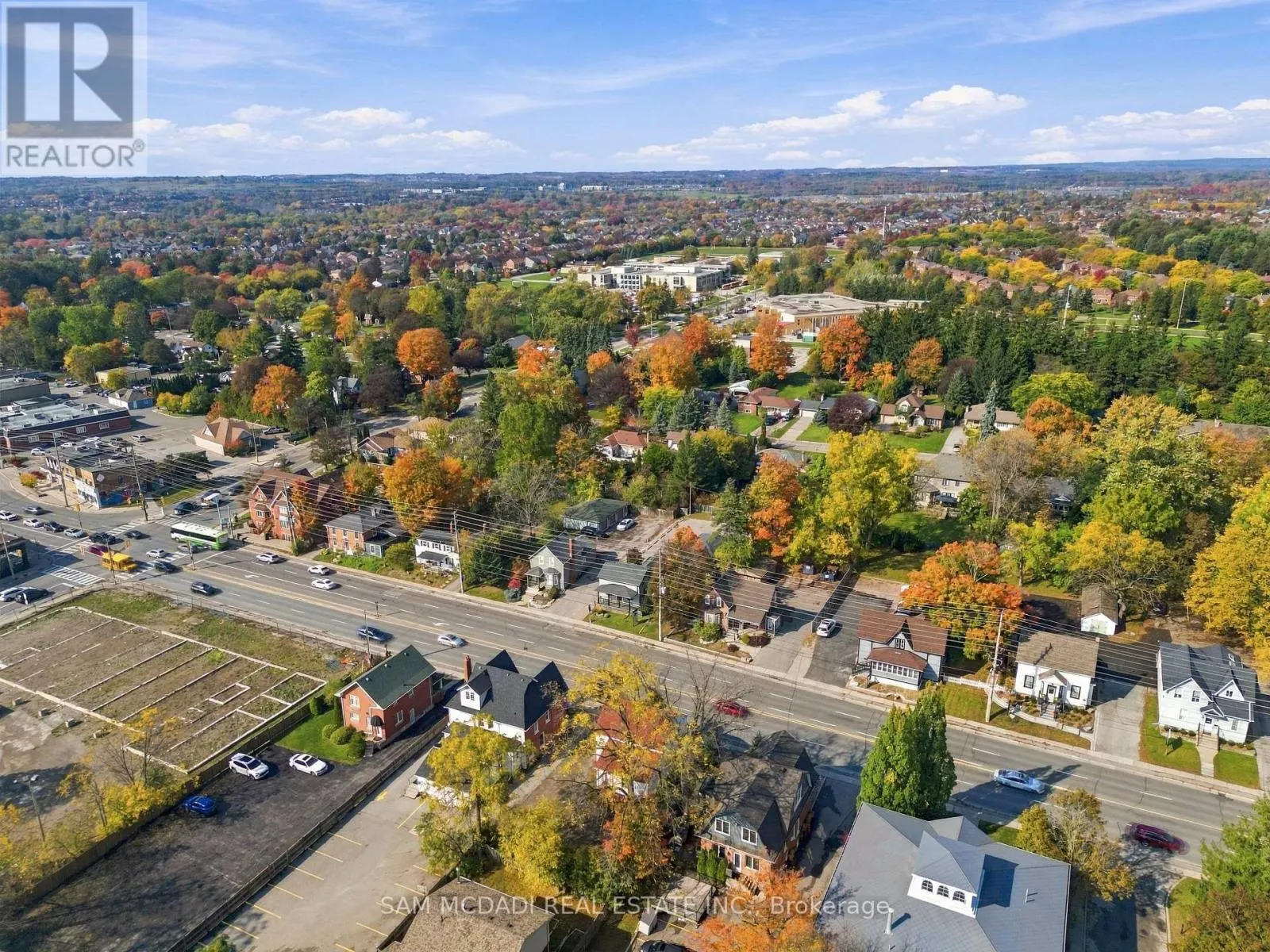 571 KINGSTON ROAD W