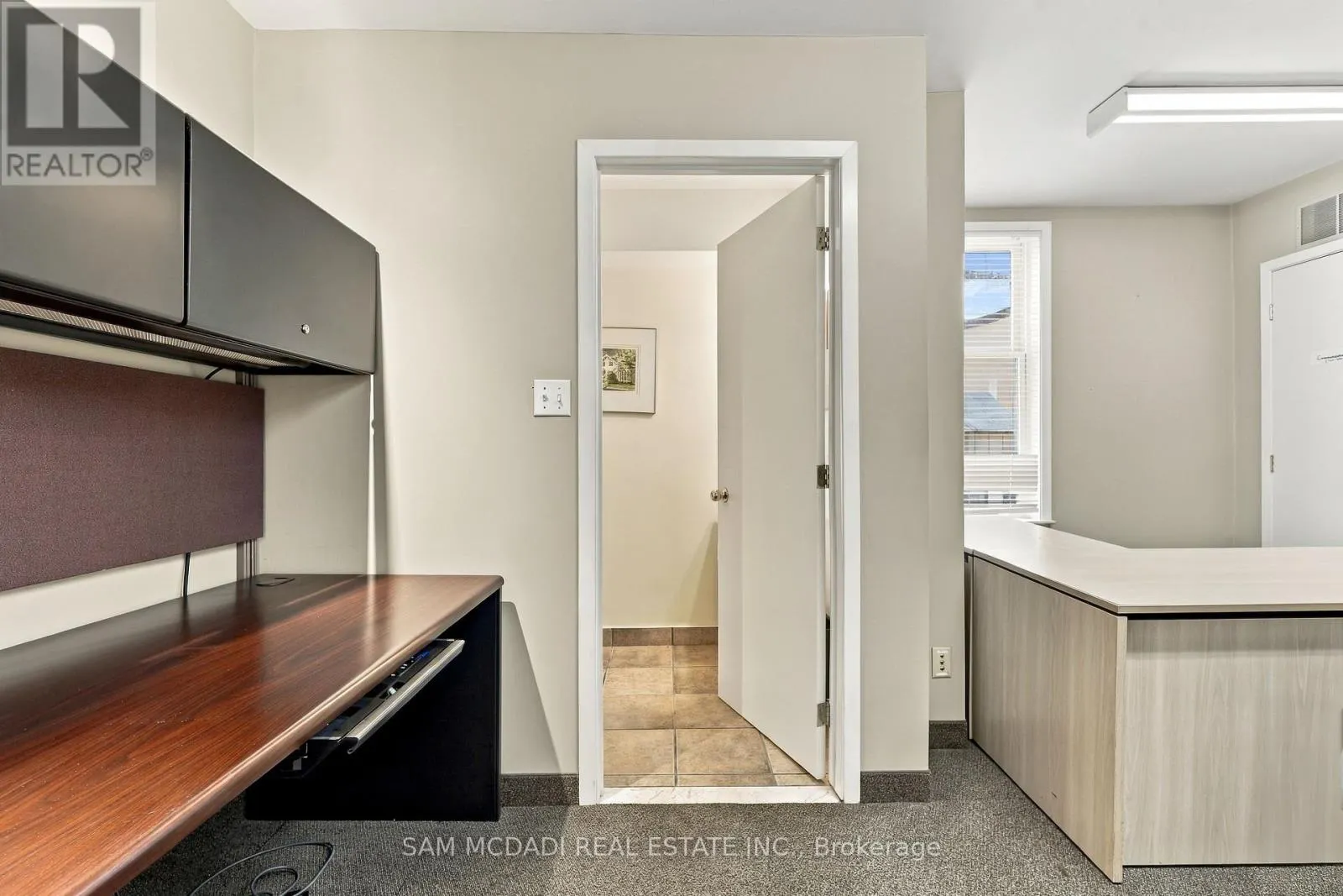 571 KINGSTON ROAD W