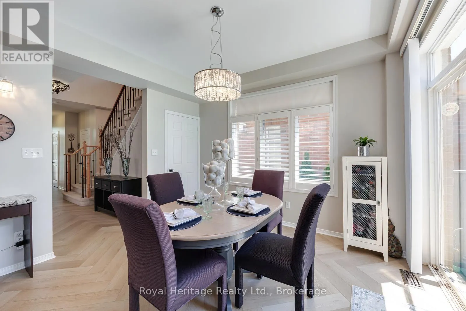 6 GOODALL CRESCENT