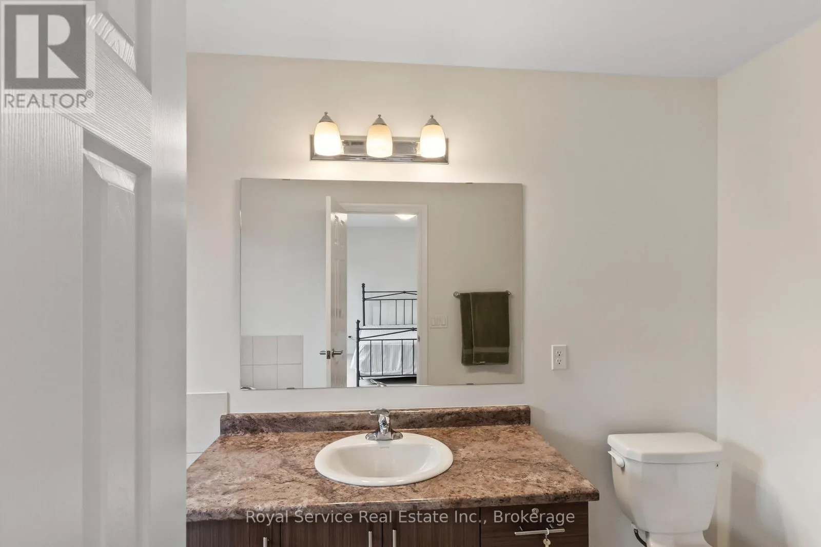 23 TABARET CRESCENT