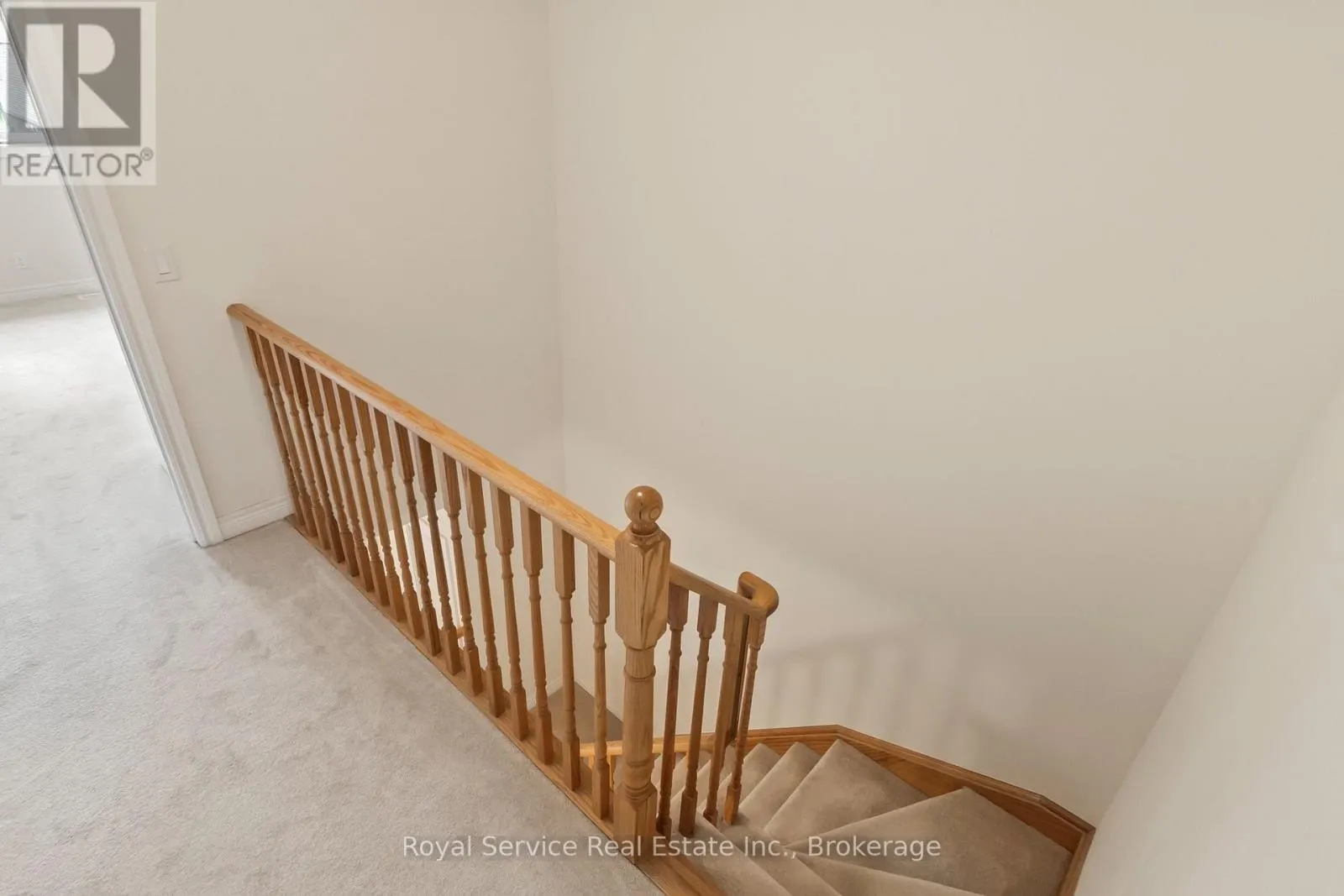 23 TABARET CRESCENT