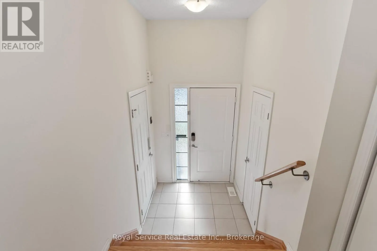 23 TABARET CRESCENT