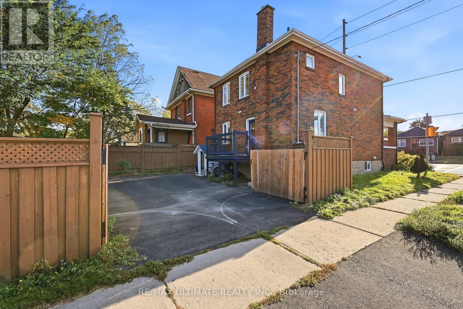 183 RITSON ROAD S