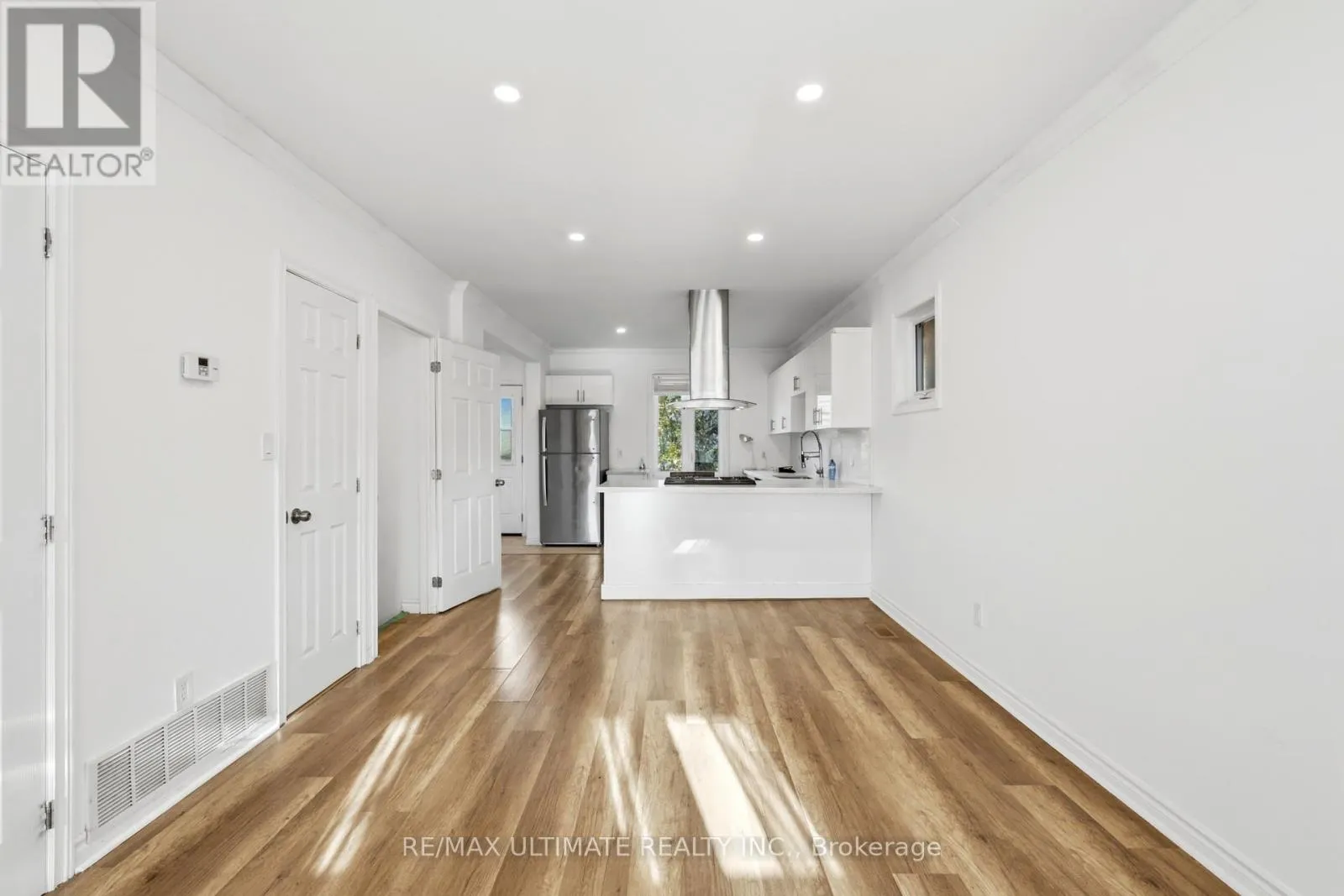 183 RITSON ROAD S