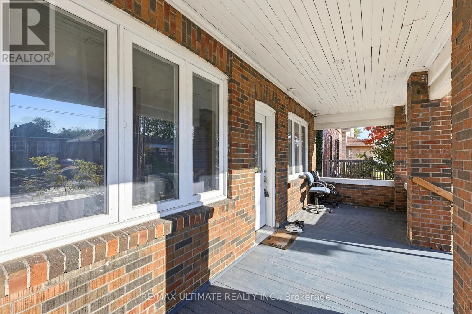 183 RITSON ROAD S