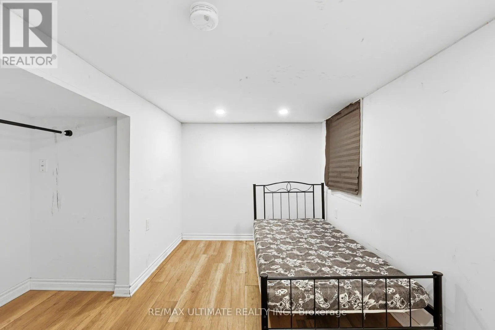 183 RITSON ROAD S