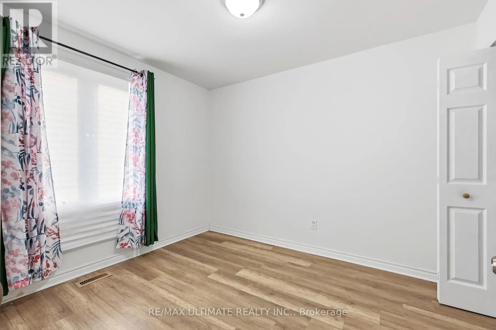 183 RITSON ROAD S