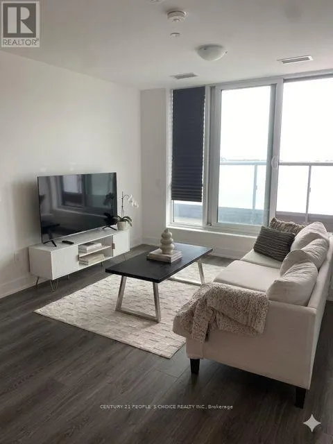 306 - 2545 SIMCOE STREET N