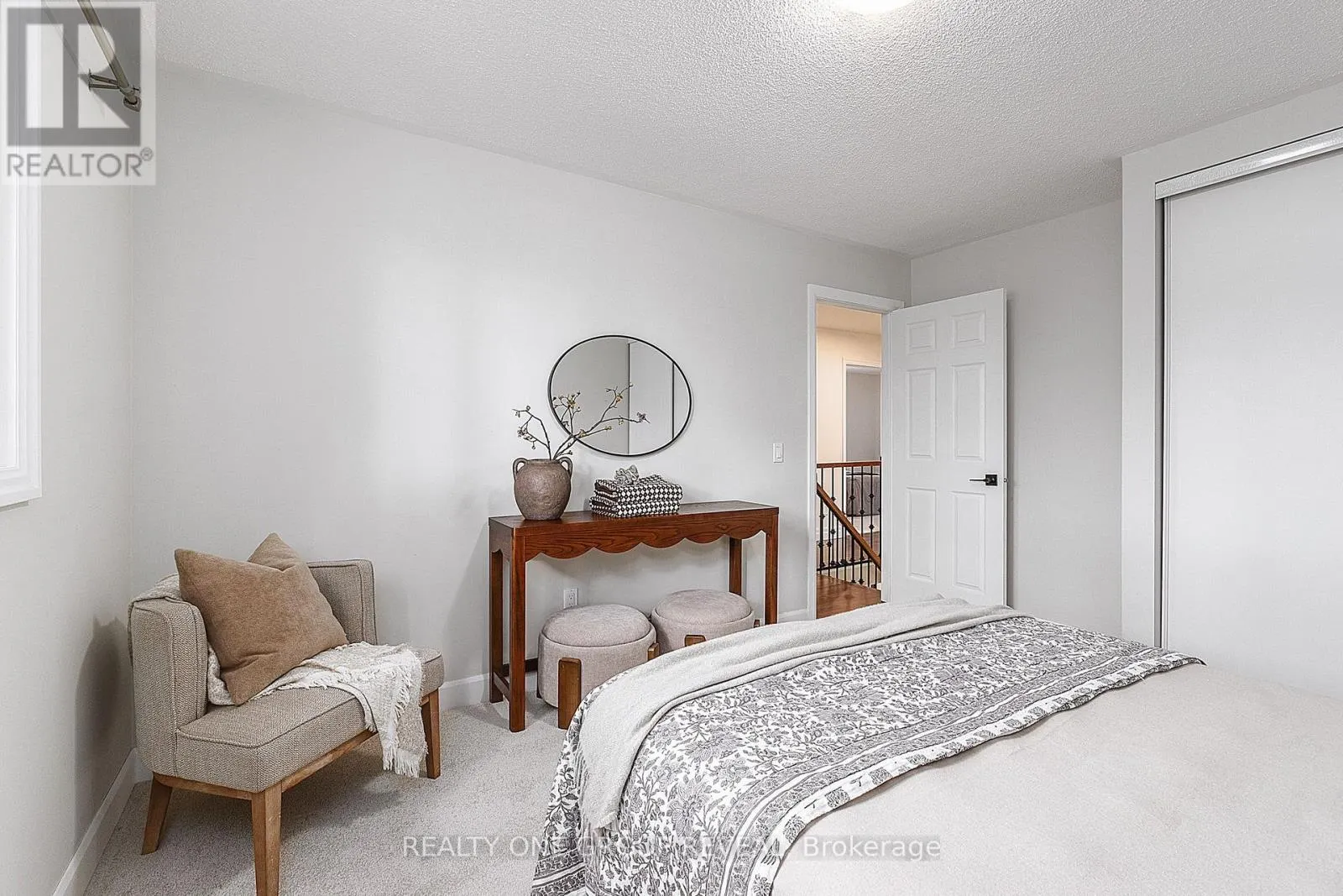 1520 STURGEON COURT