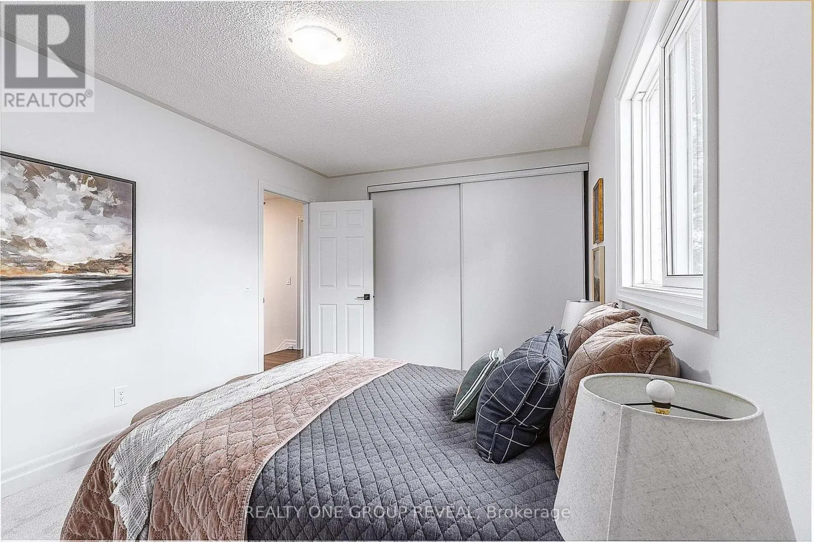 1520 STURGEON COURT
