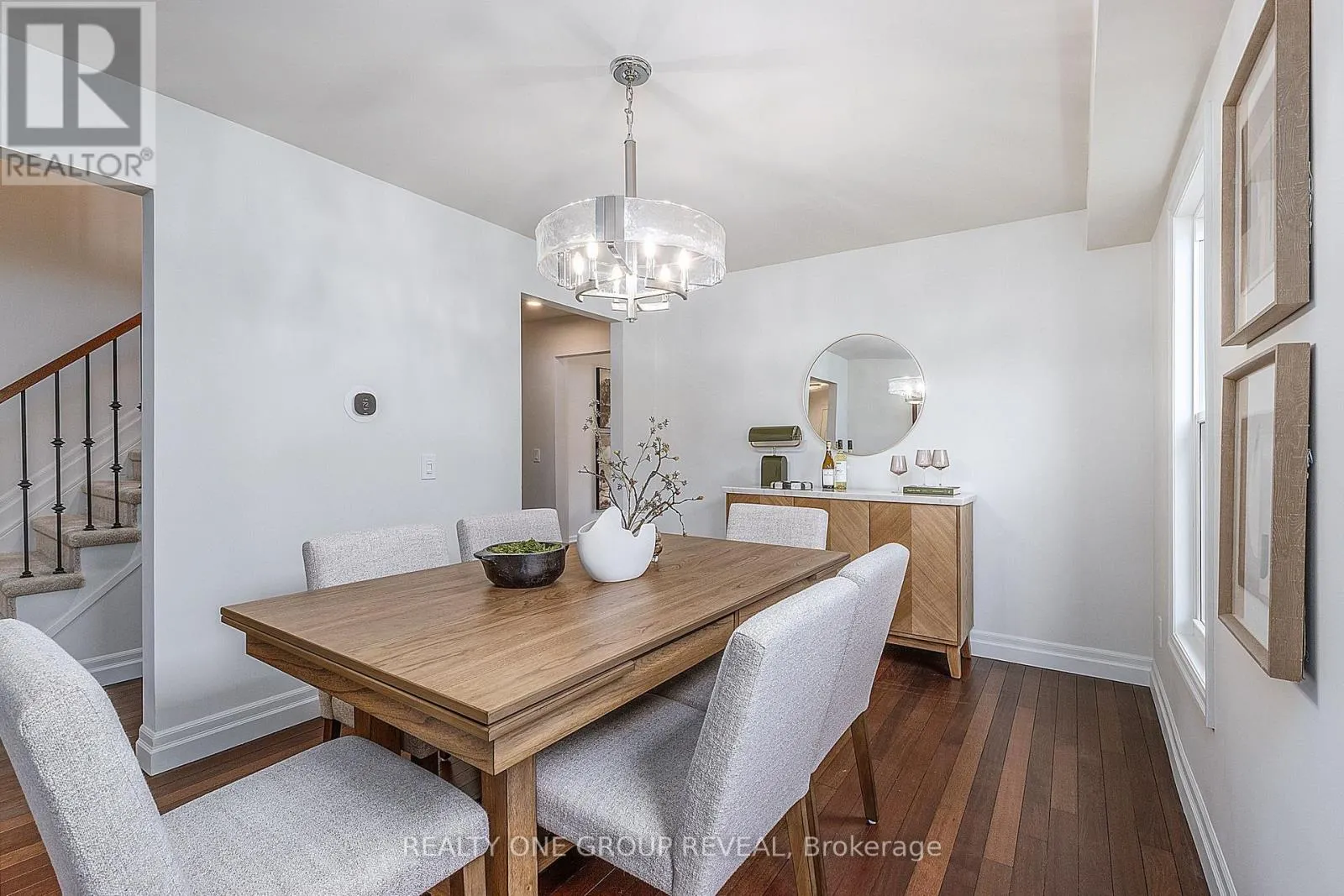 1520 STURGEON COURT
