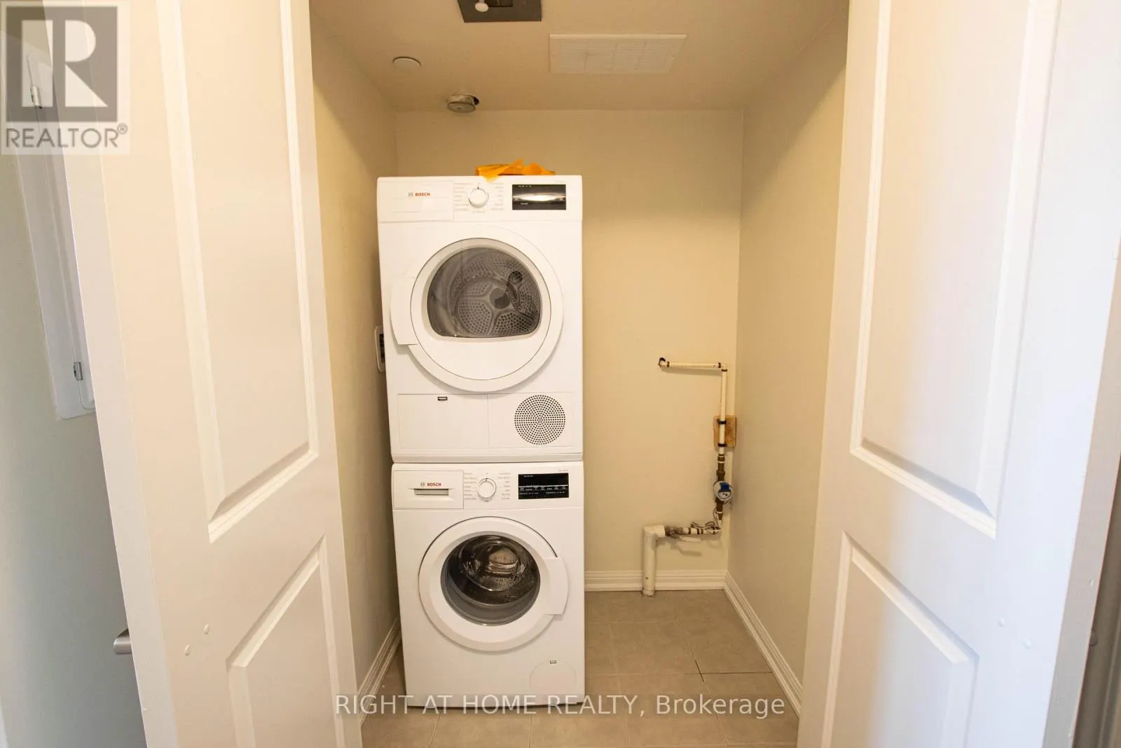 425 - 80 ASPEN SPRINGS DRIVE