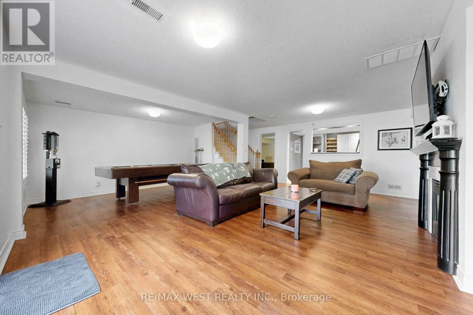 11 BRAND COURT