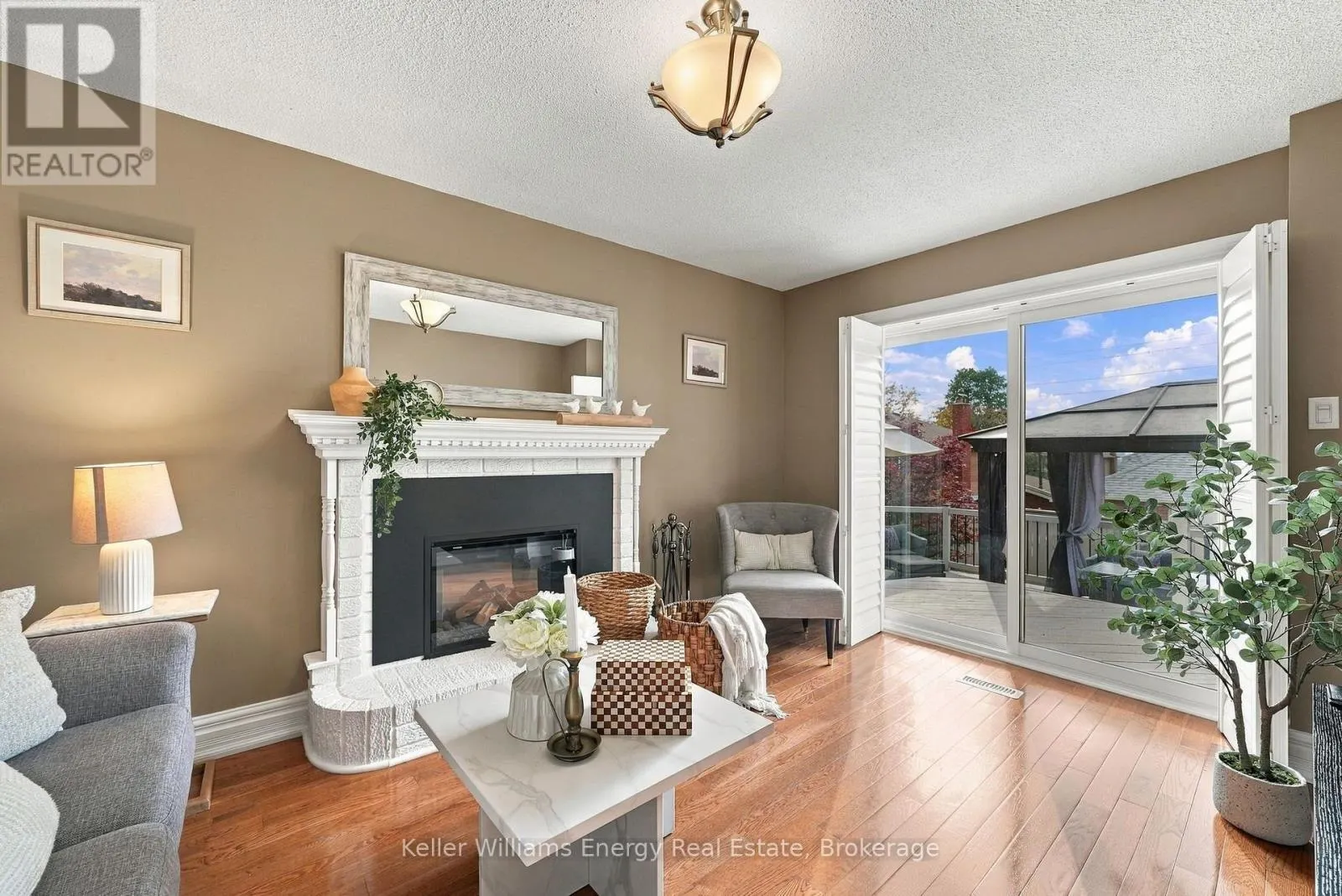 250 GLEN HILL DRIVE