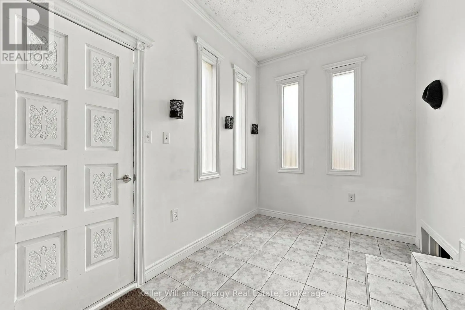 250 GLEN HILL DRIVE