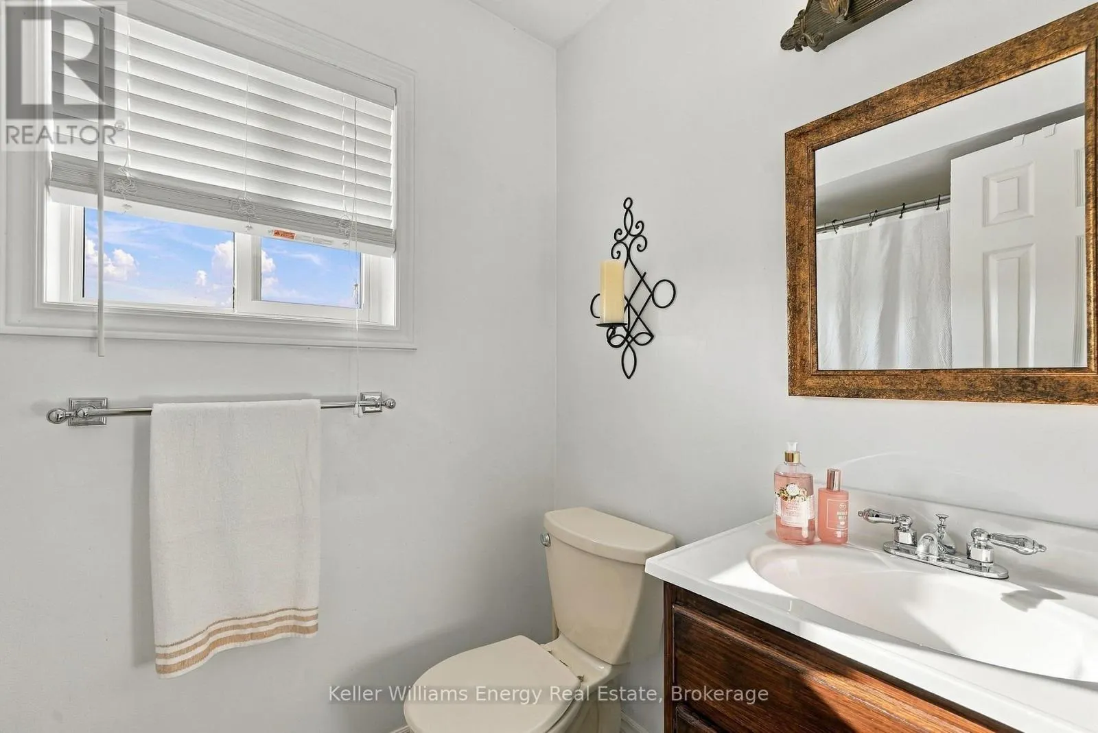 250 GLEN HILL DRIVE