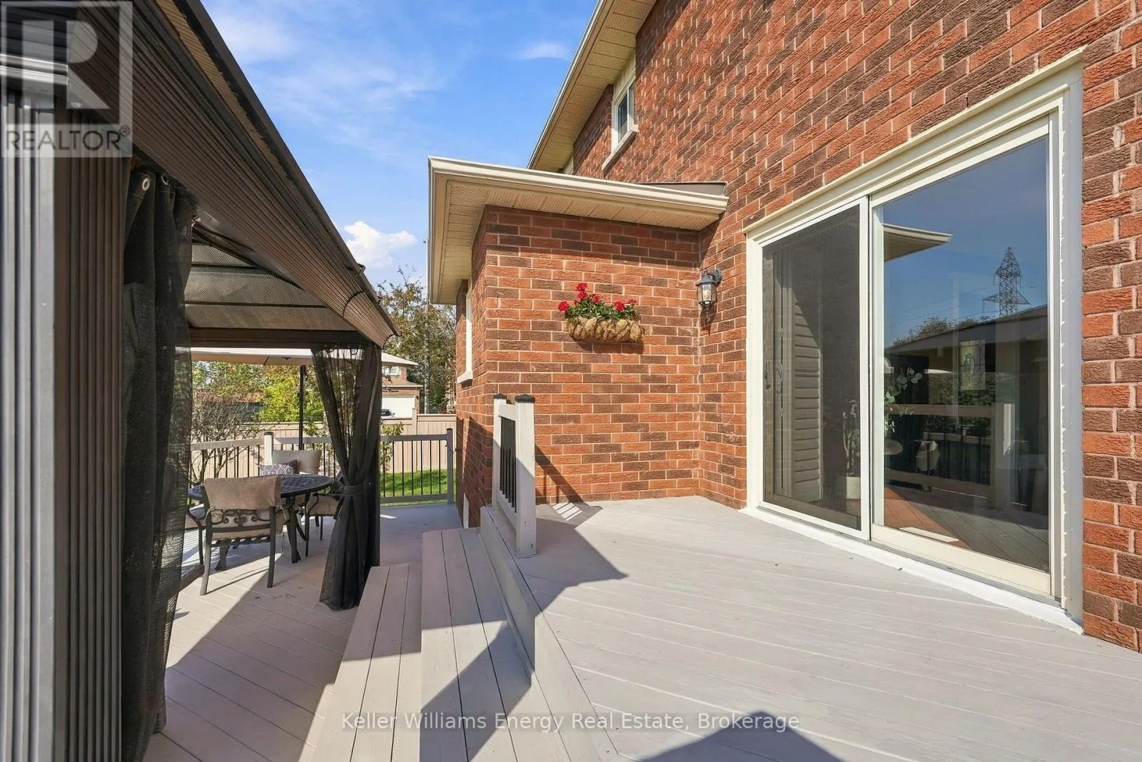 250 GLEN HILL DRIVE