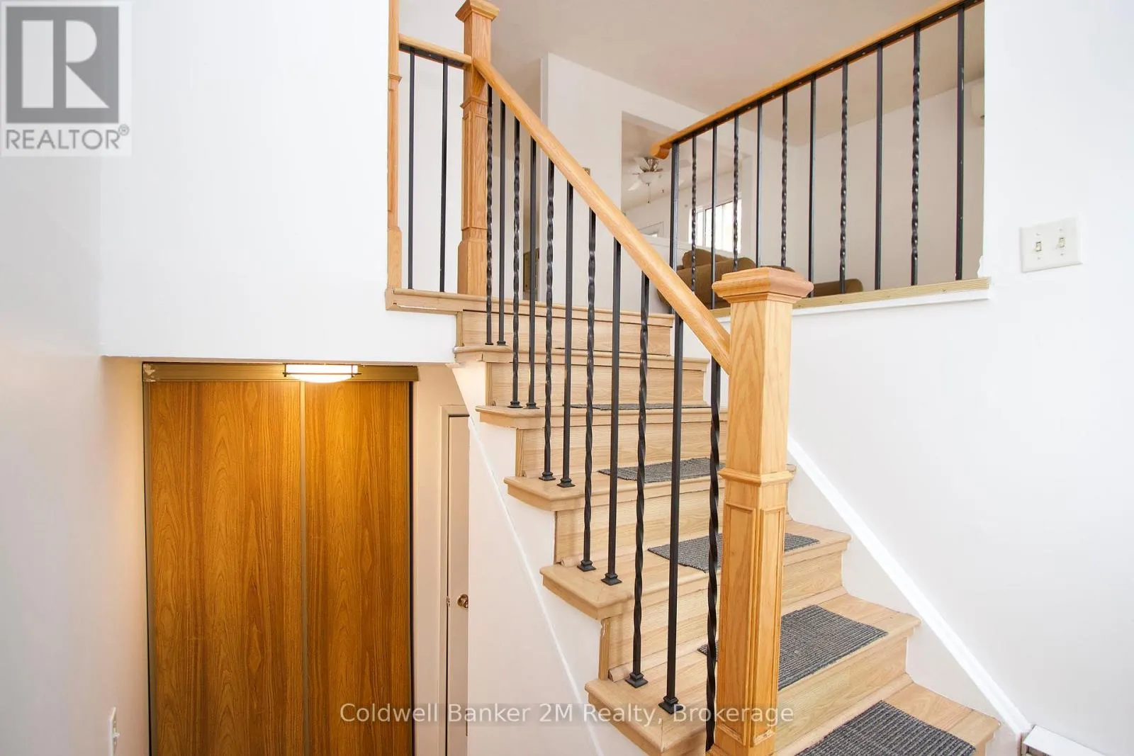 673 ATTERSLEY DRIVE