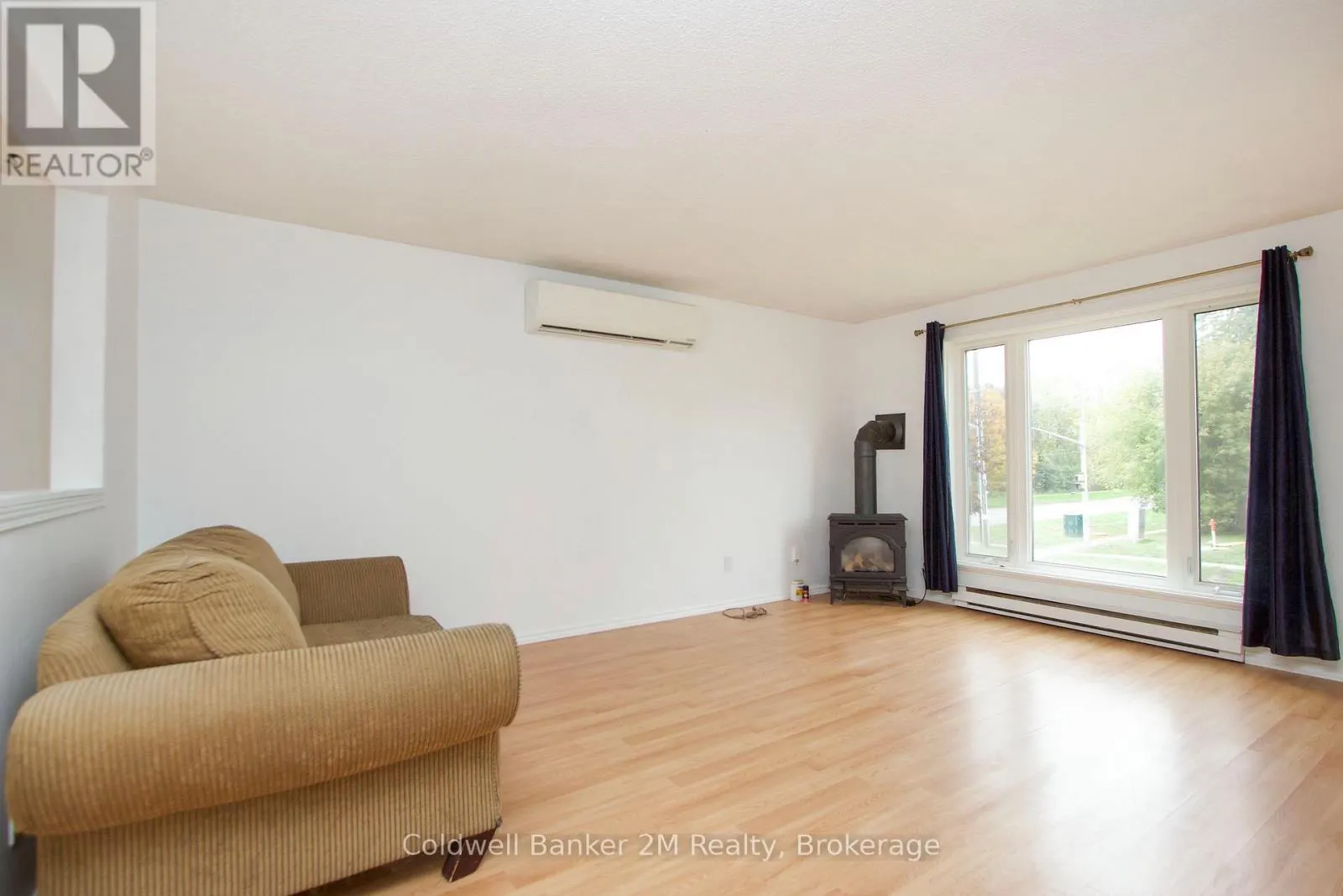 673 ATTERSLEY DRIVE