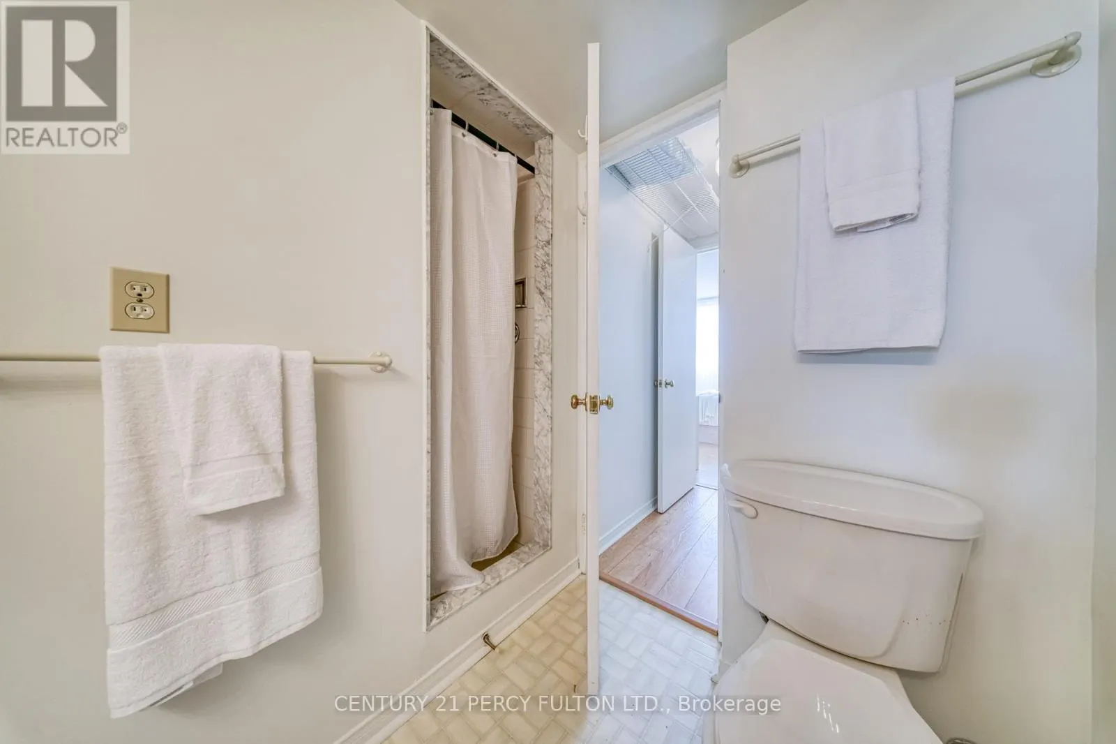 1004 - 2 WESTNEY ROAD N