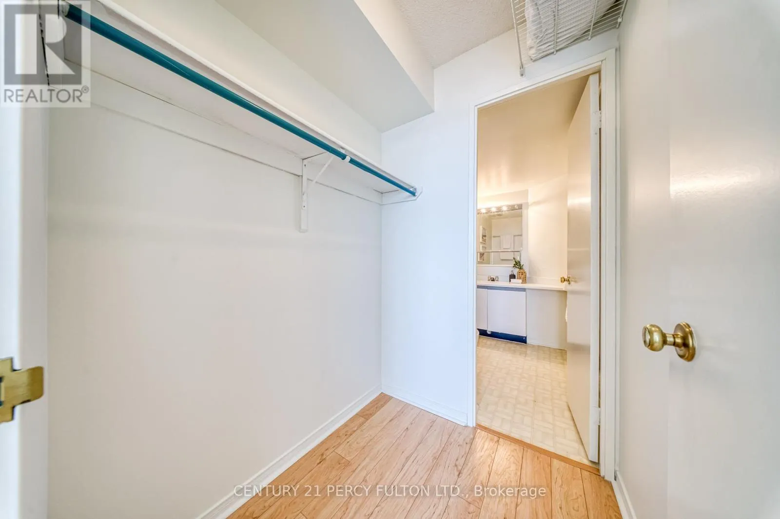 1004 - 2 WESTNEY ROAD N