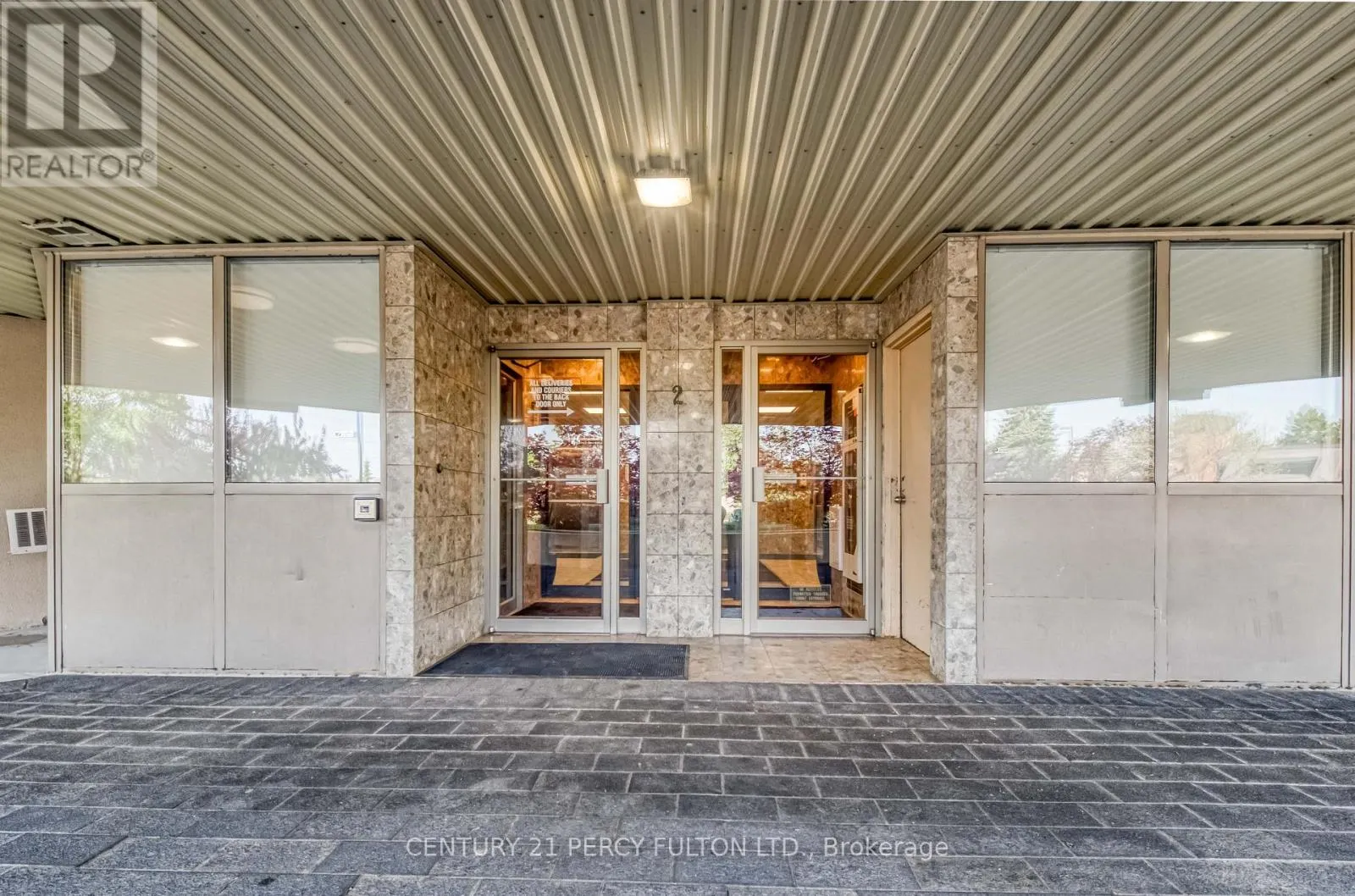 1004 - 2 WESTNEY ROAD N