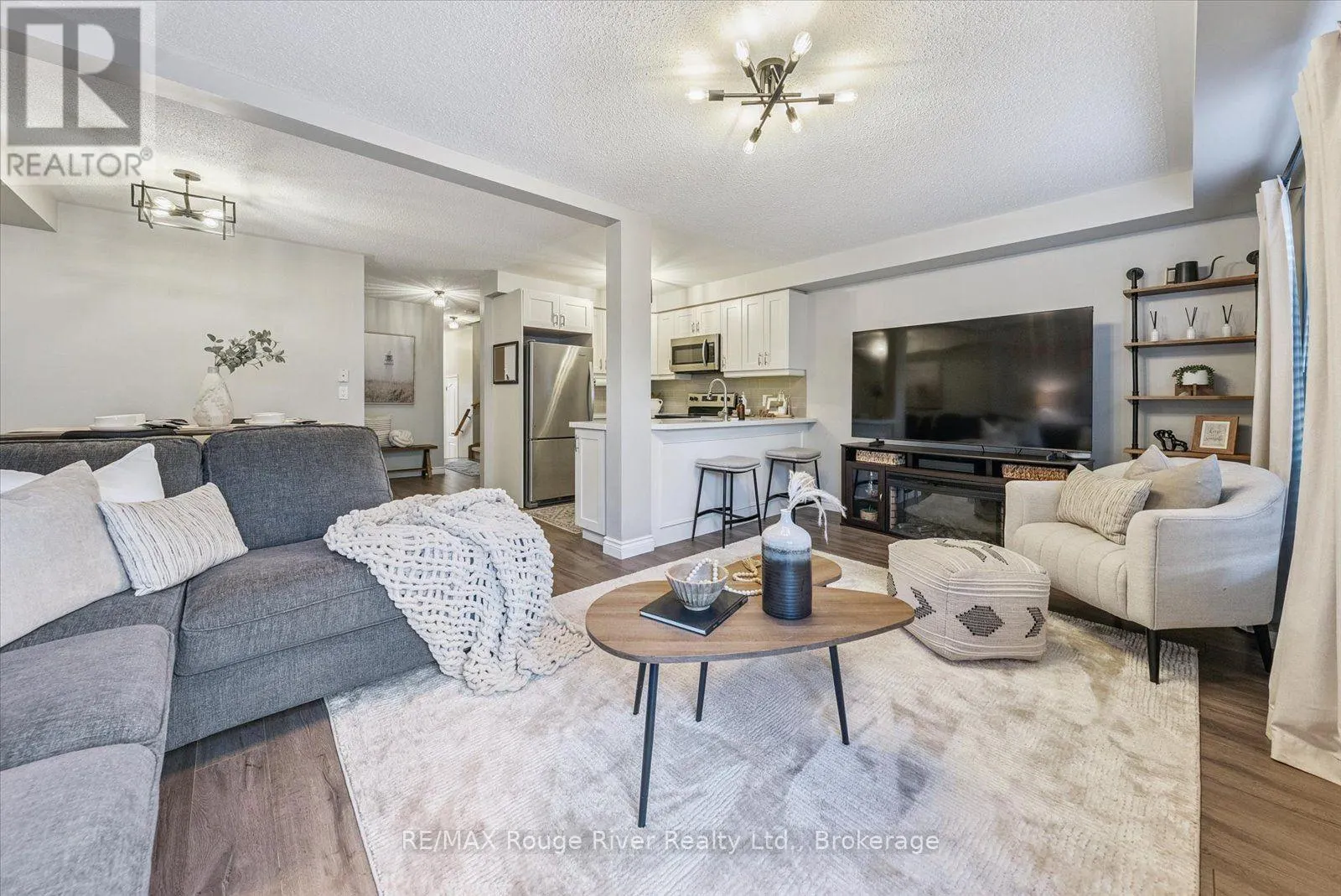 50 TREEN CRESCENT