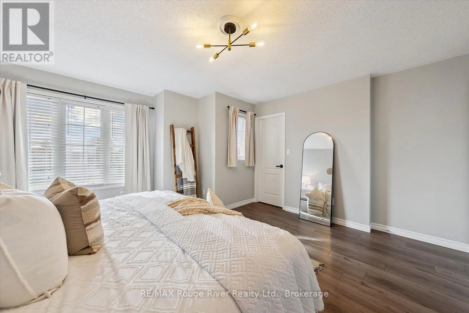 50 TREEN CRESCENT