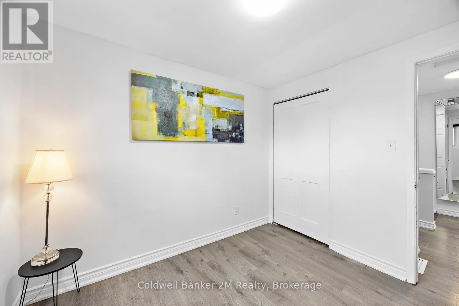 152 TAUNTON ROAD W