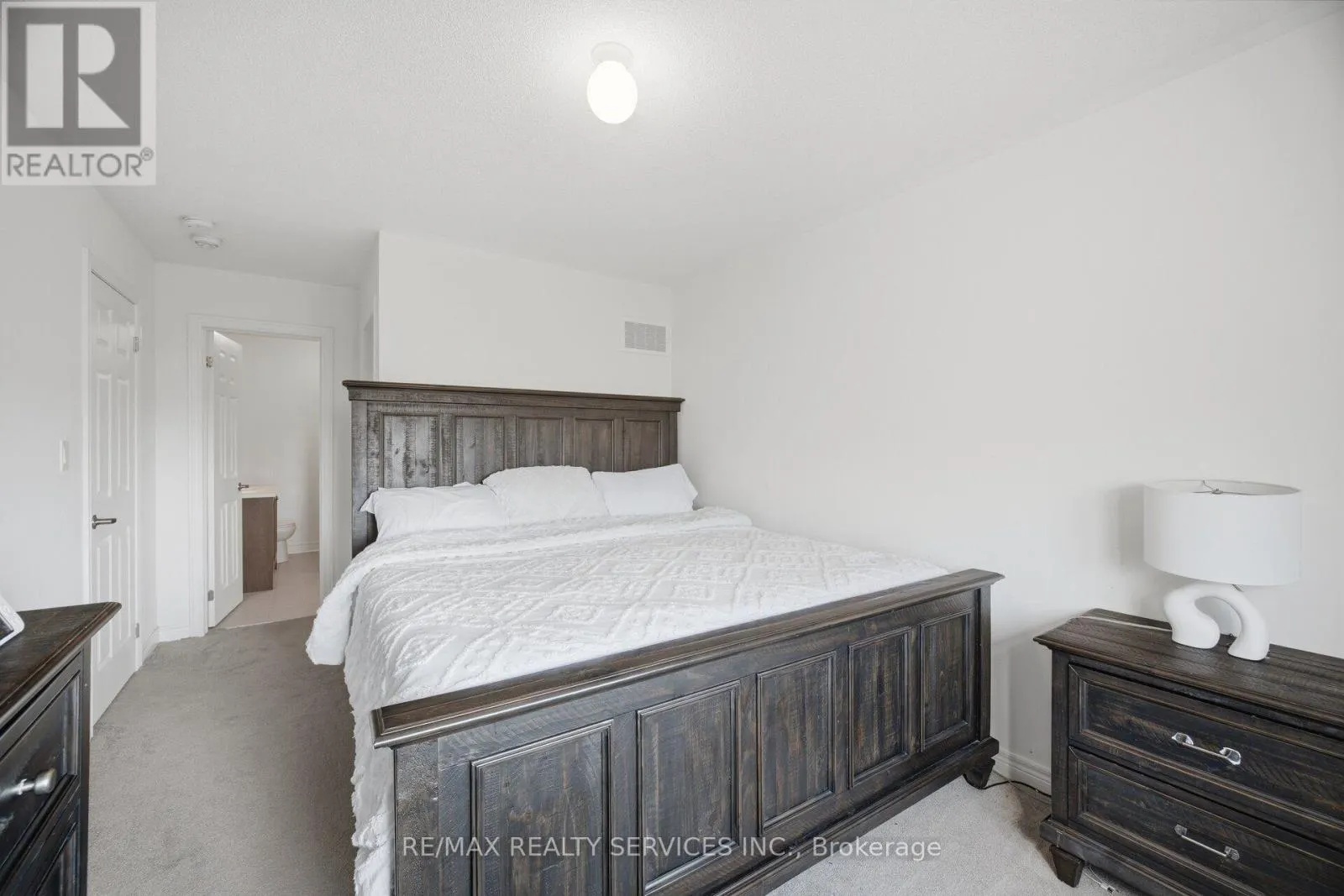 1221 JIM BREWSTER CIRCLE