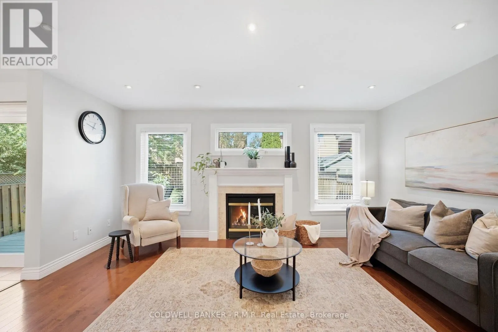 6 MERCHANTS AVENUE