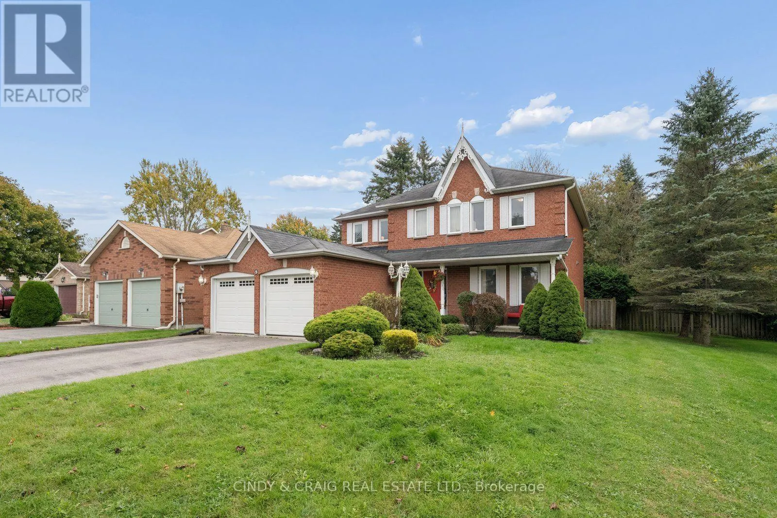 5 GRADY DRIVE