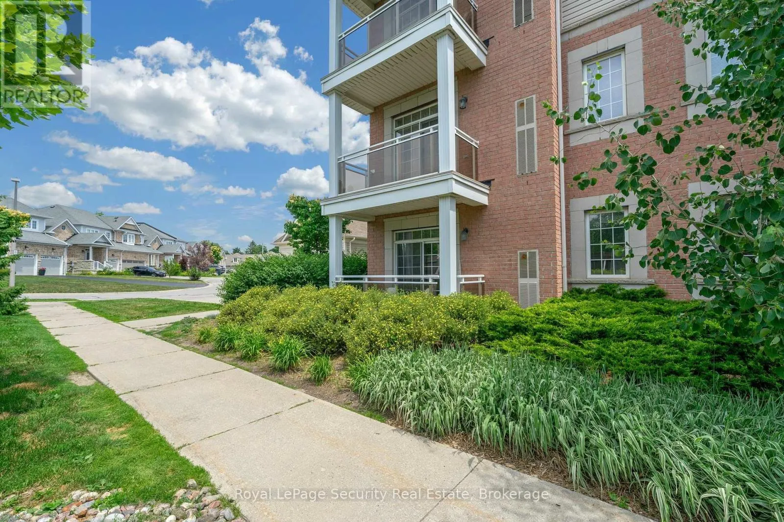 101 - 52 HARVEY JOHNSTON WAY