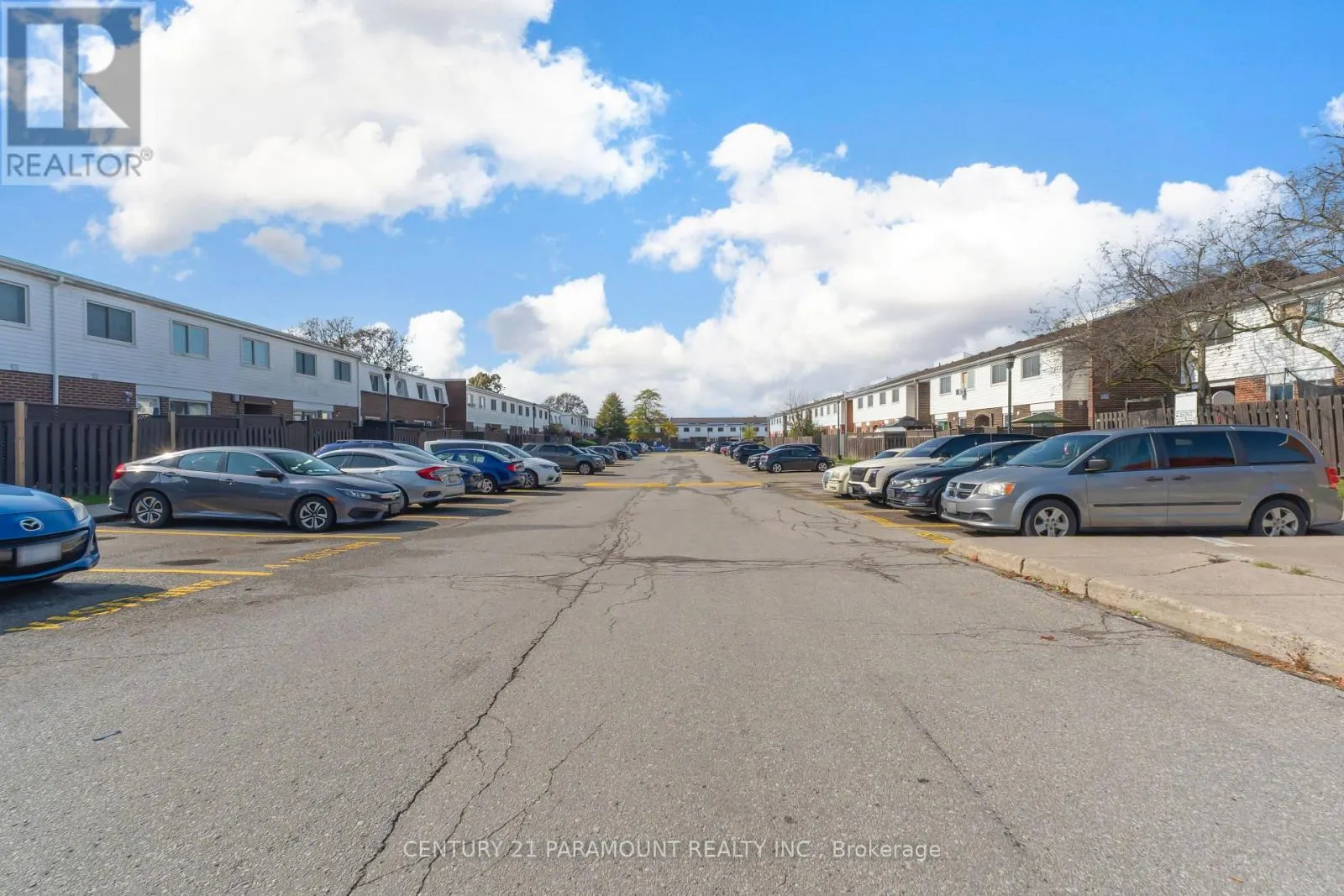 116 - 1010 GLEN STREET