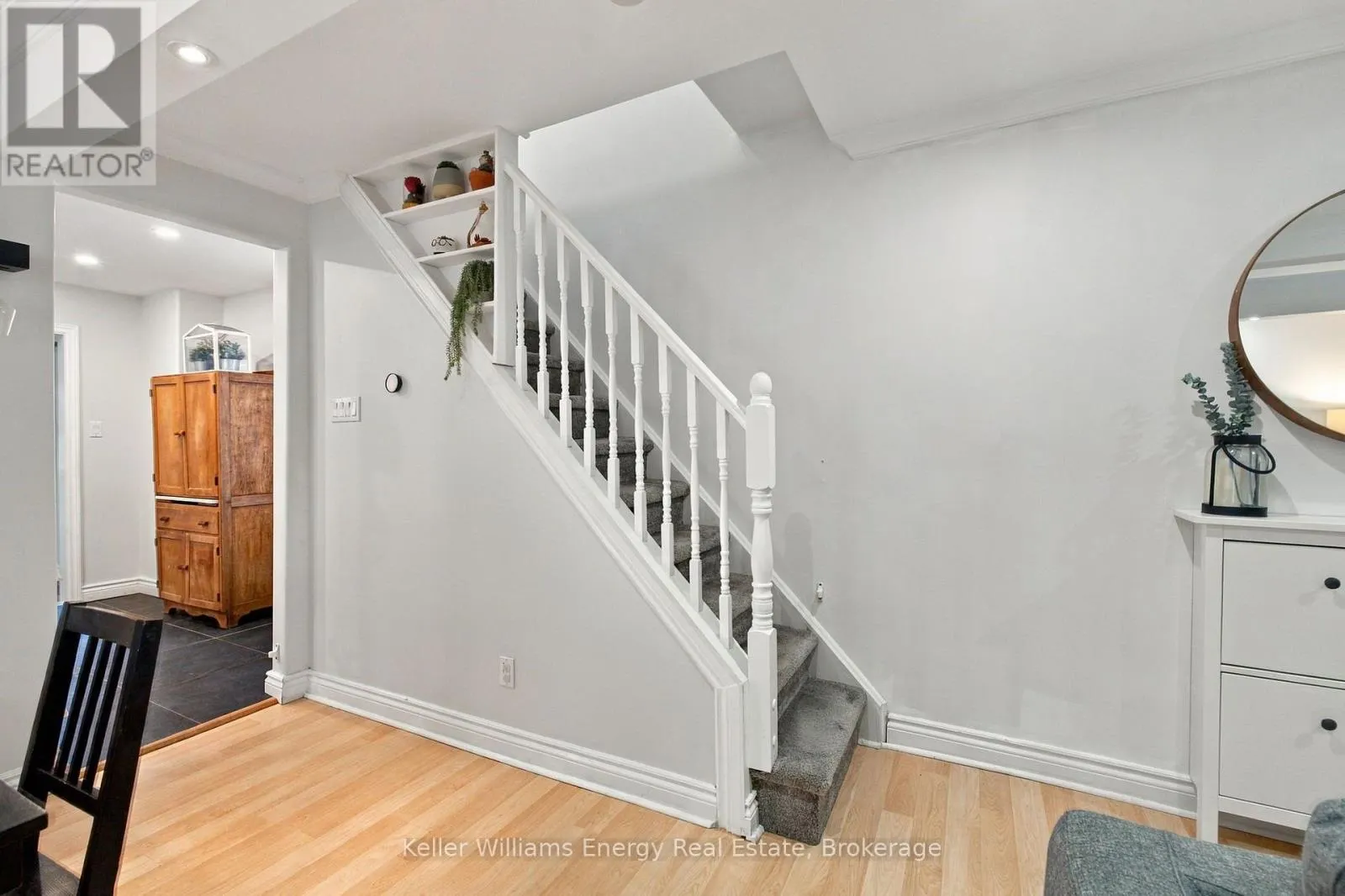 123 BARRIE AVENUE
