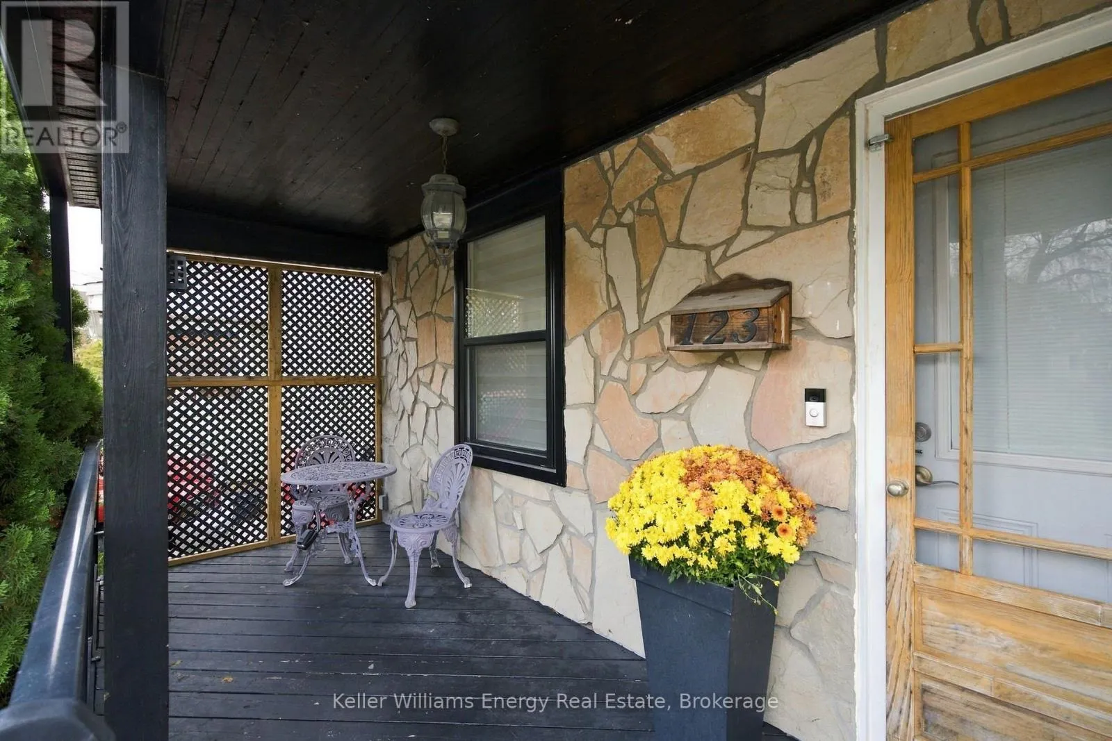 123 BARRIE AVENUE