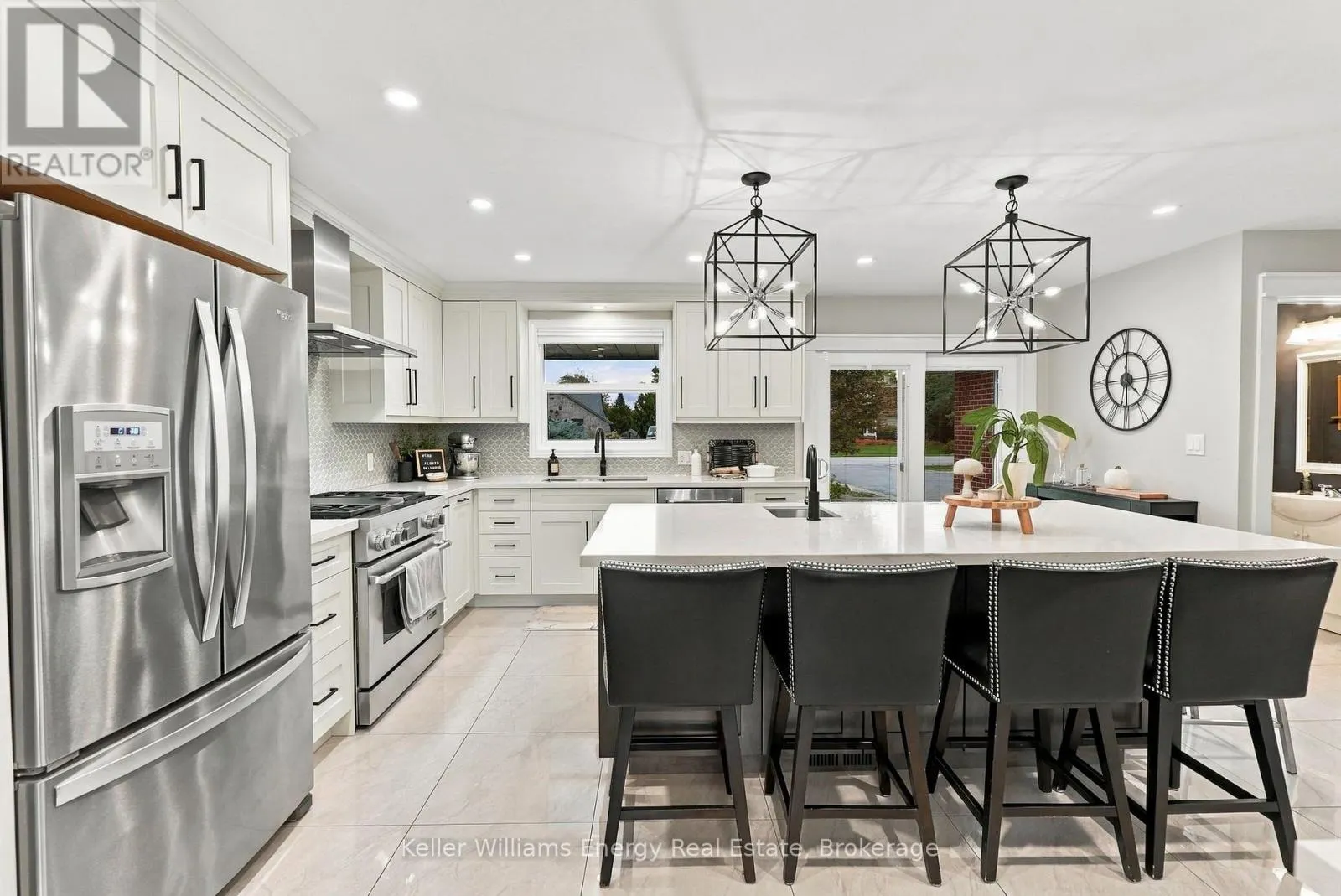 950 SWISS HEIGHTS
