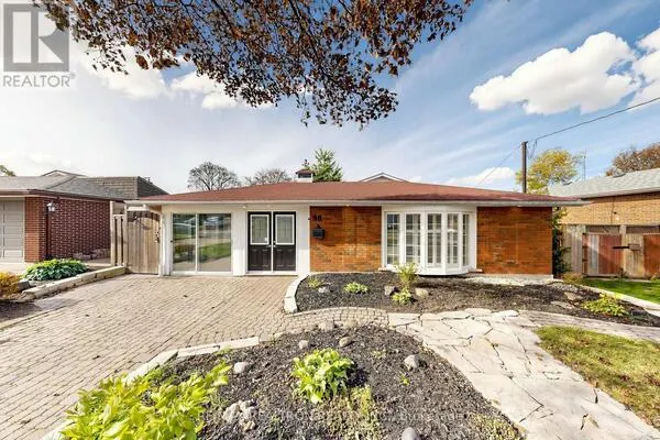 98 THORNCLIFFE STREET